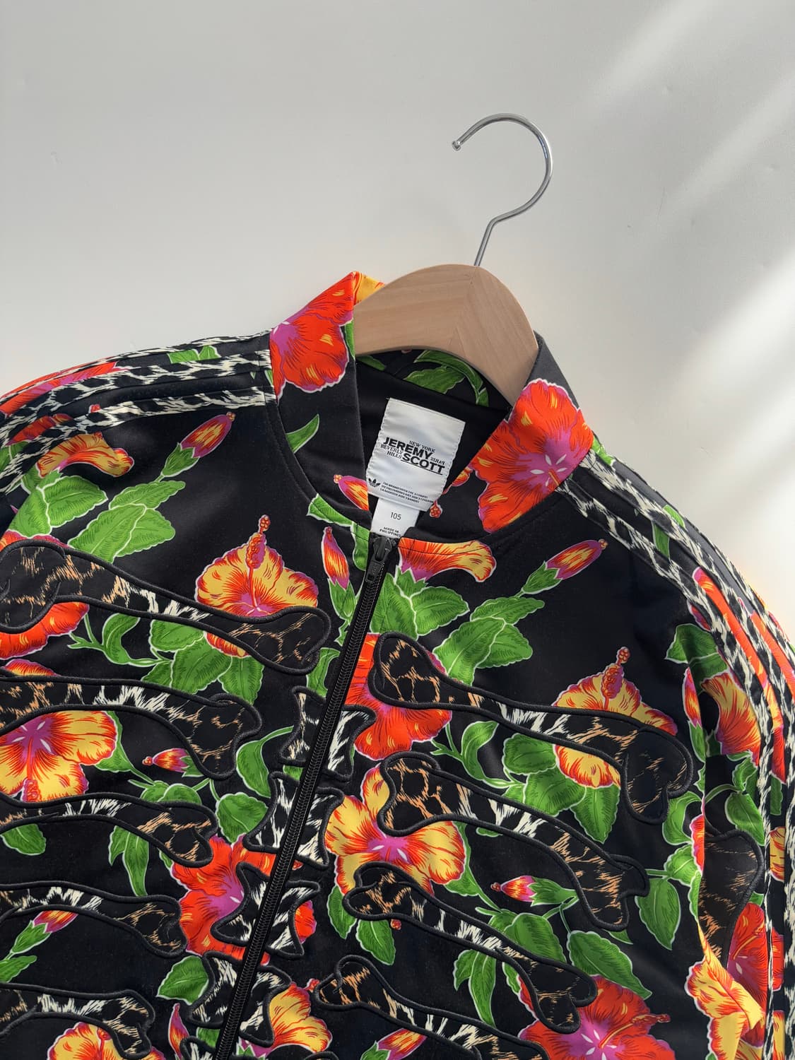 Adidas x Jeremy Scott 아디다스x제레미스캇 플라워 트랙탑 상품이미지4