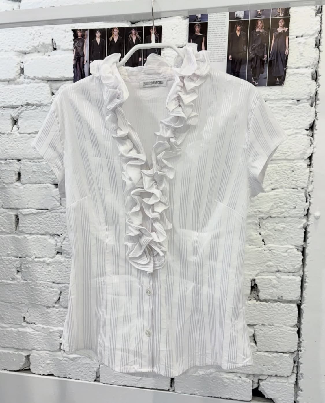 Sheer Ruffle Stripe Blouse 상품이미지4
