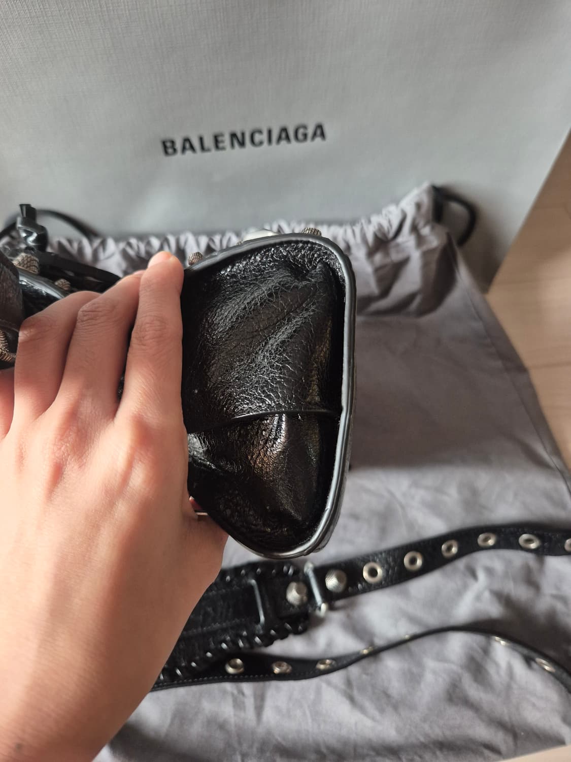 발렌시아가 네오카골 상품이미지3