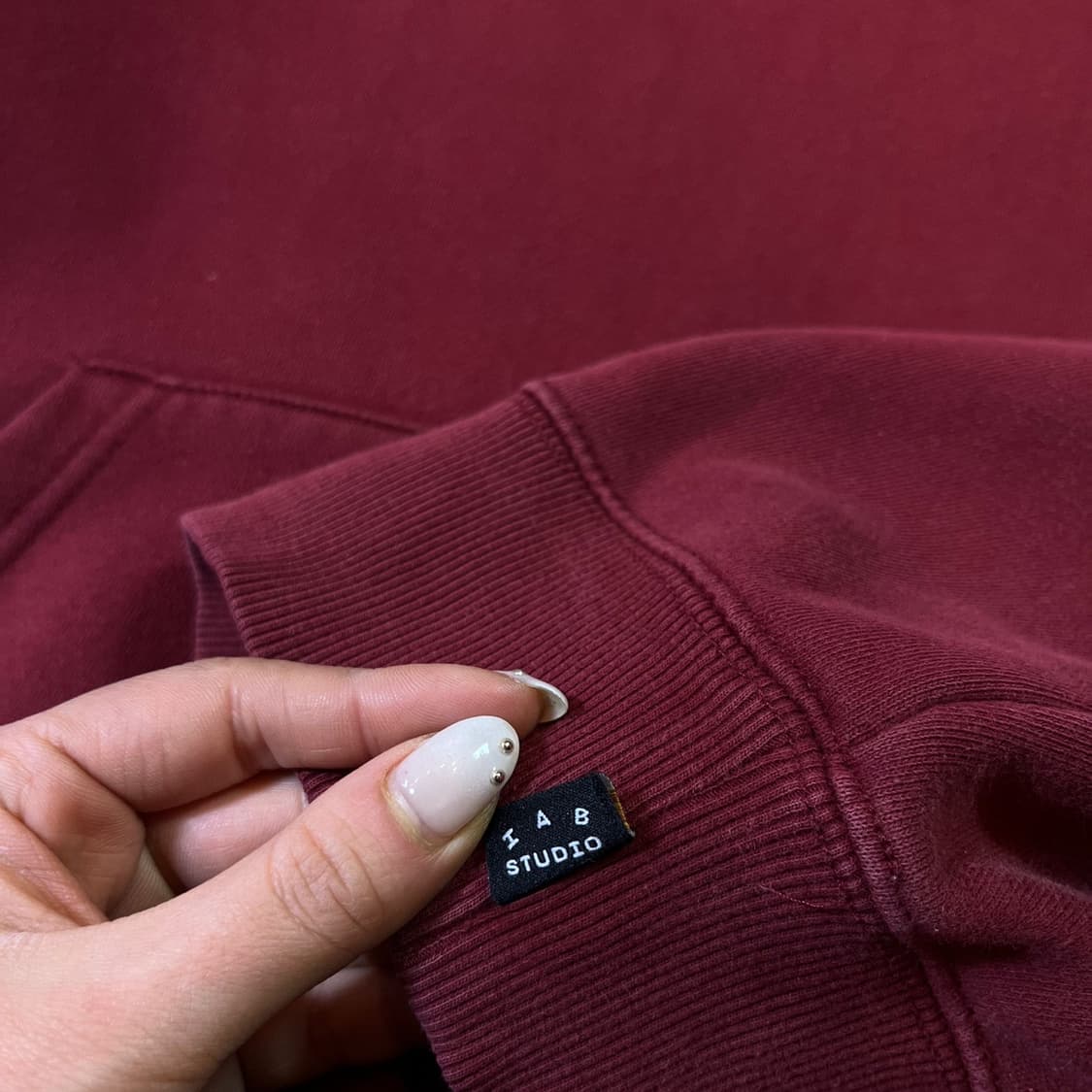 아이앱 스튜디오 빅로고 후드티 상품이미지6