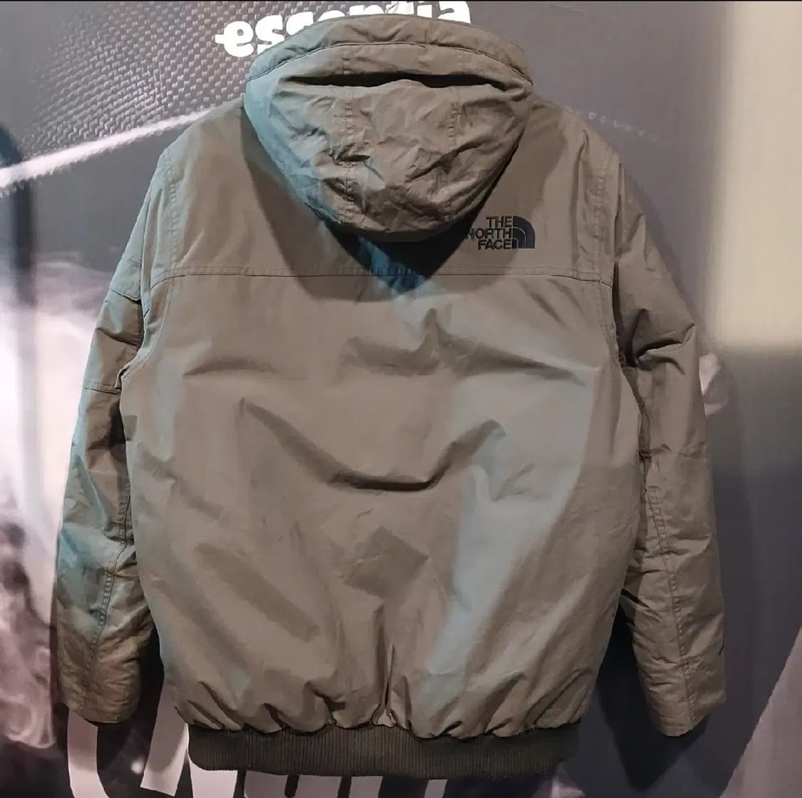 노스페이스 550 패딩 상품이미지2