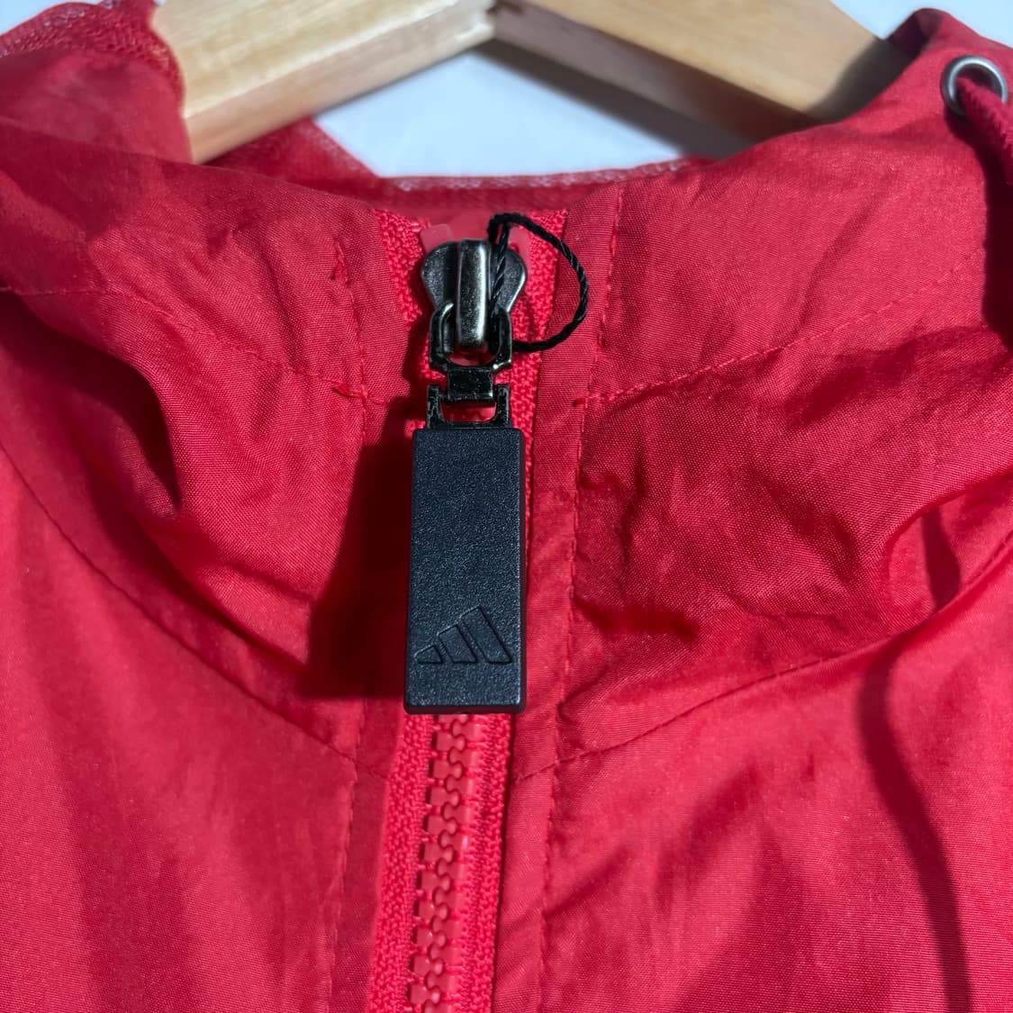 아디다스 레드 후드 윈드브레이커 자켓 (무료배송) 상품이미지5