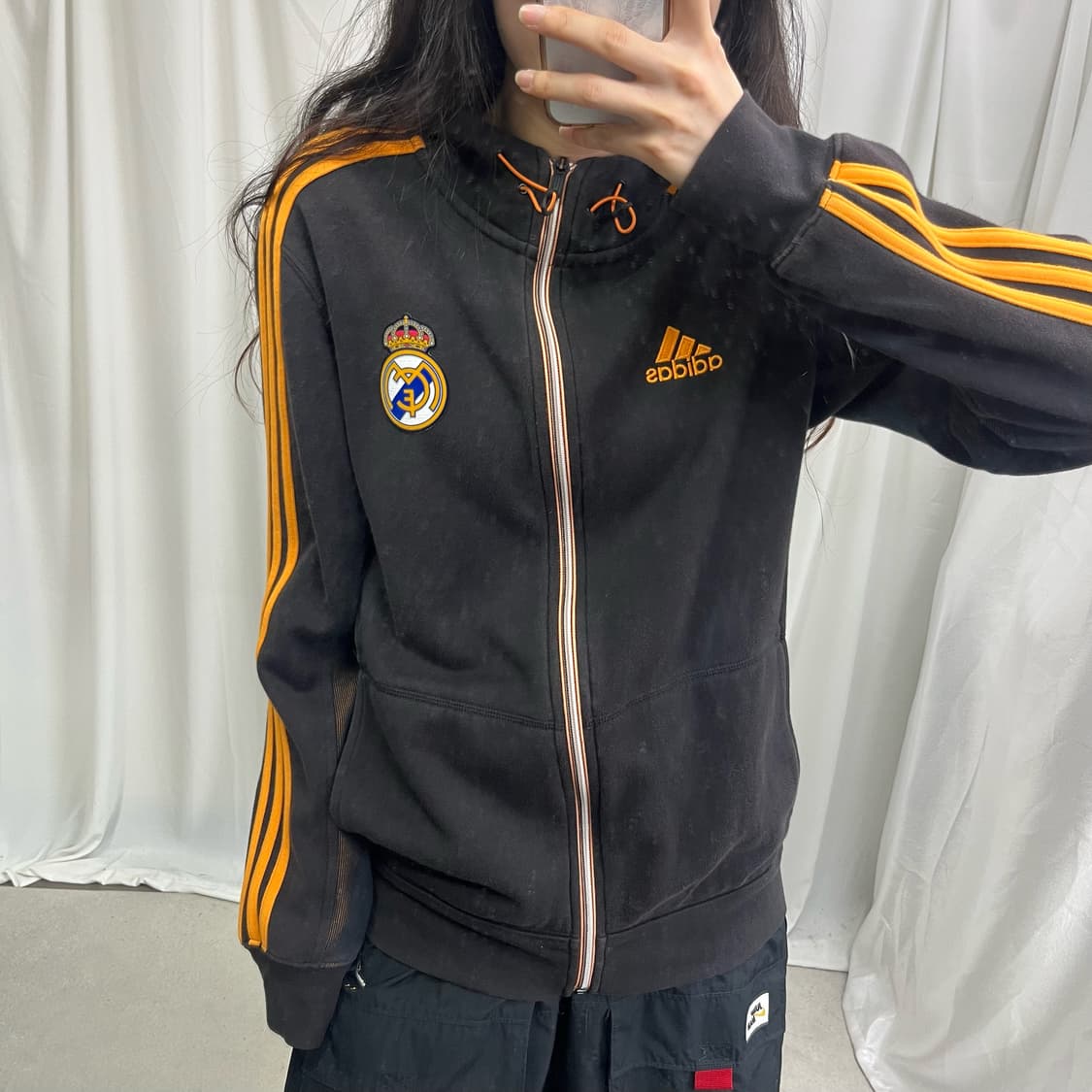 Adidas brown Real Madrid jersey 상품이미지3