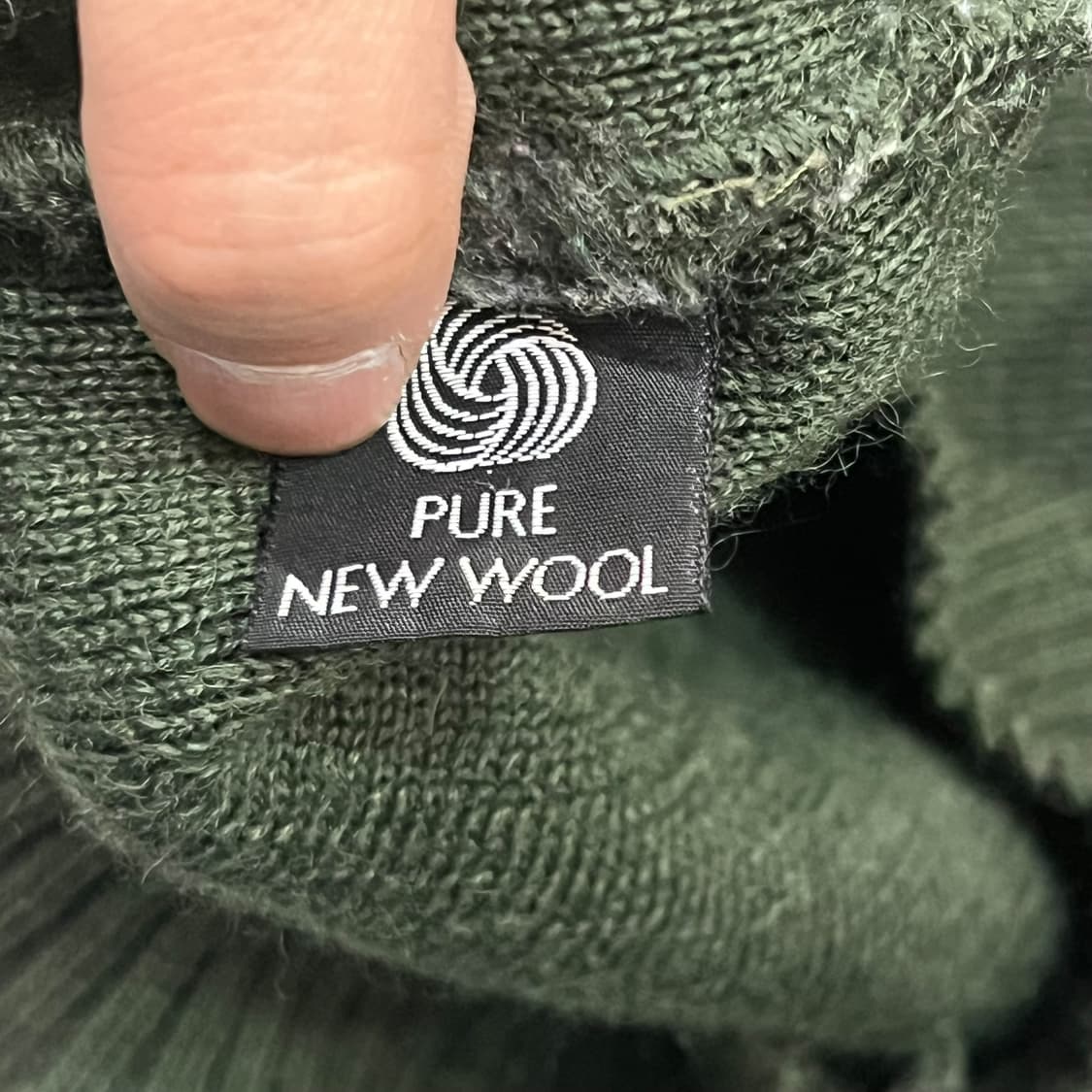  버버리 레더패치 울 니트 y14179 상품이미지9