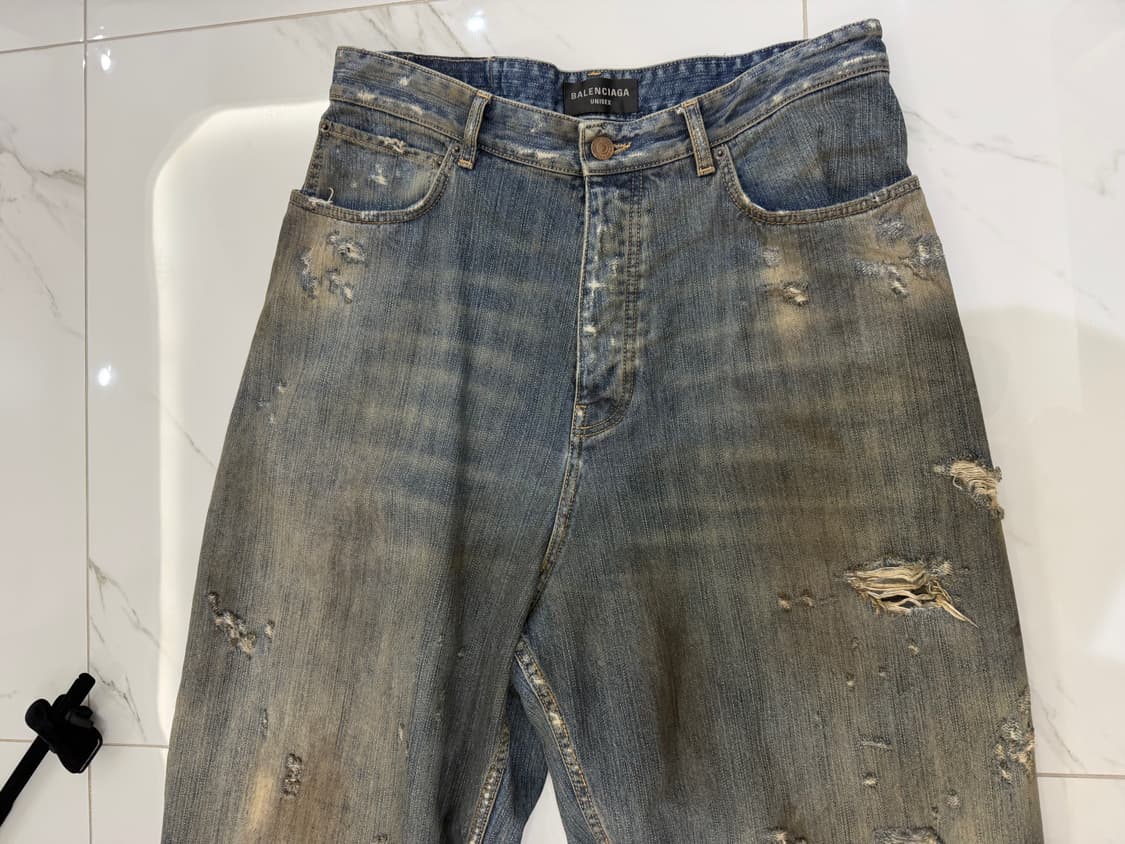 발렌시아가 슈퍼 디스트로이드 배기 데님 팬츠 상품이미지1
