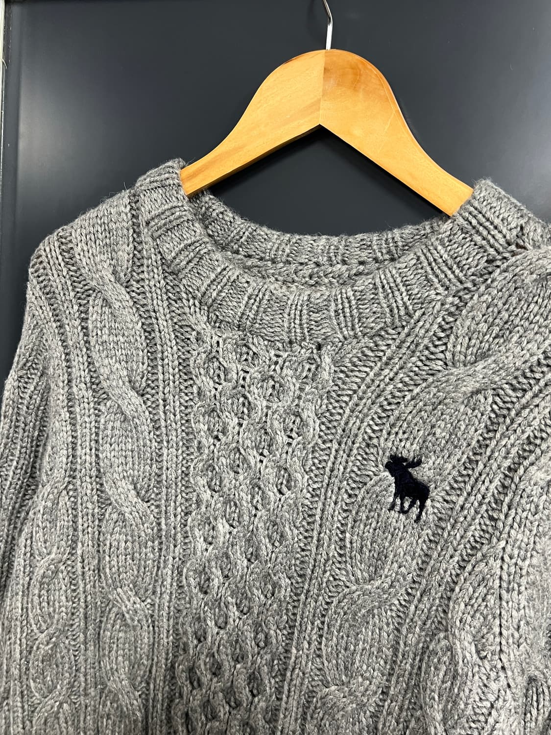 Abercrombie 아베크롬비 꽈배기 케이블 니트 상품이미지3