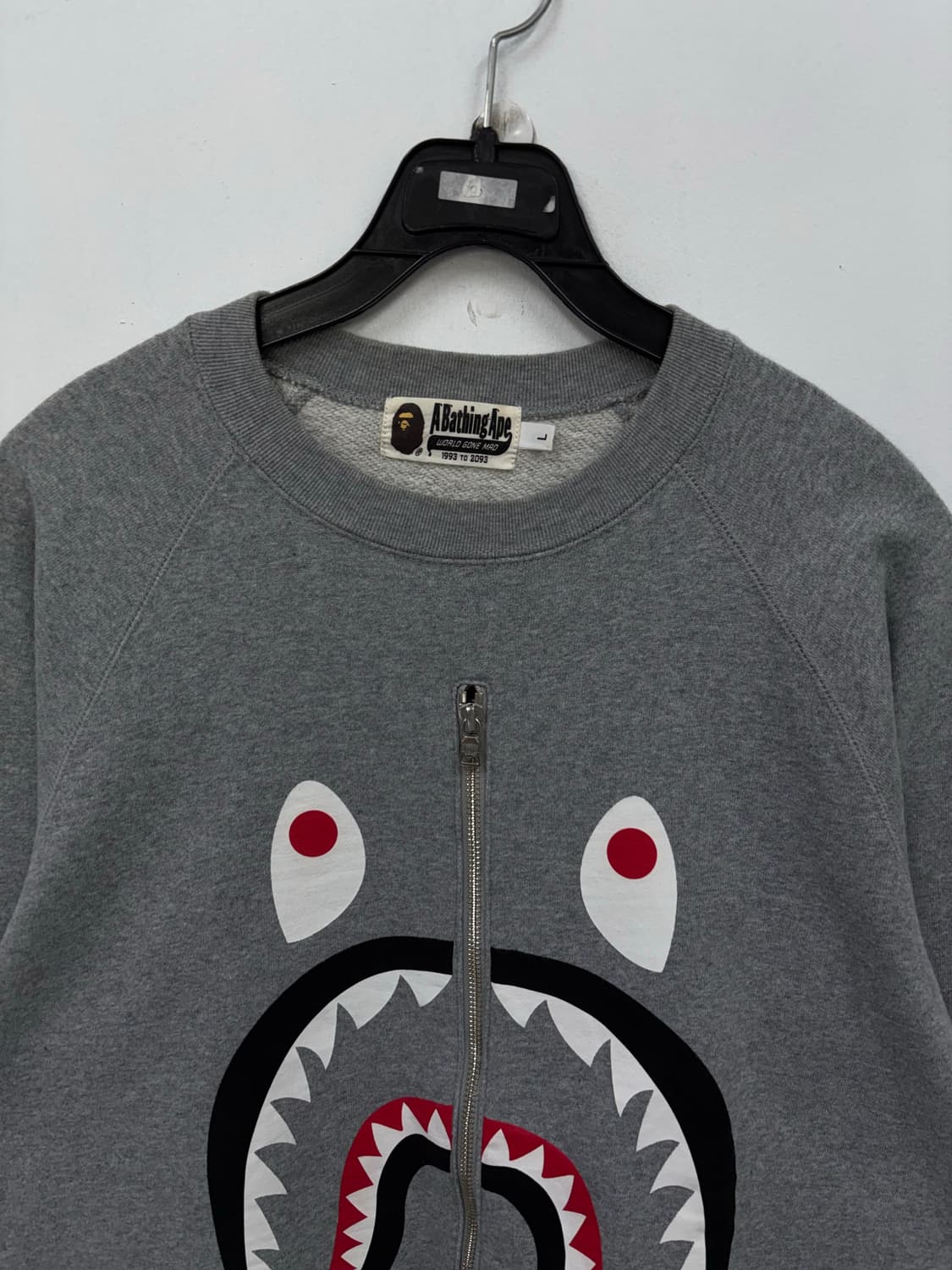 베이프 샤크 롱슬리브 상품이미지3