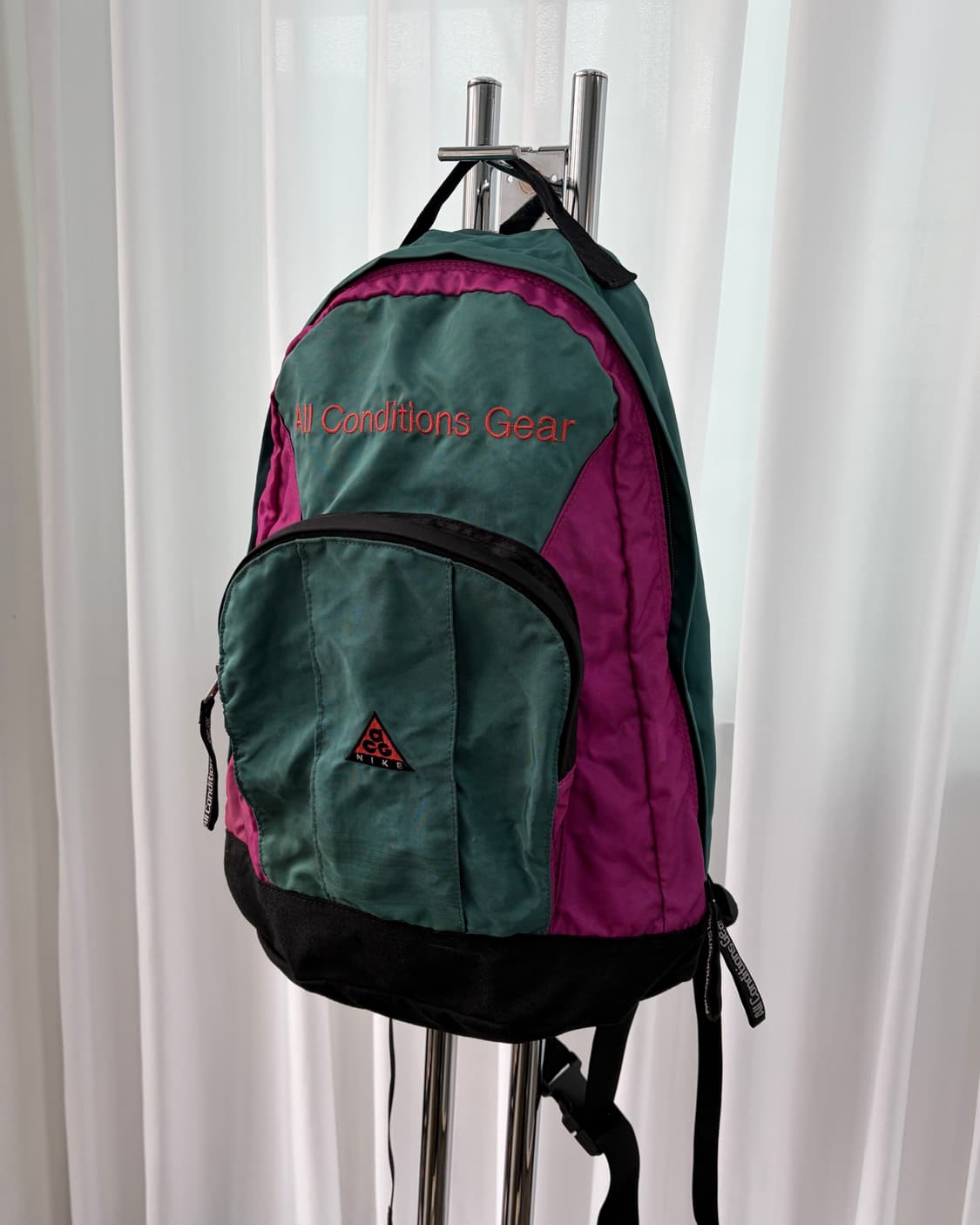 나이키 ACG 90s 올드스쿨 백팩 상품이미지1