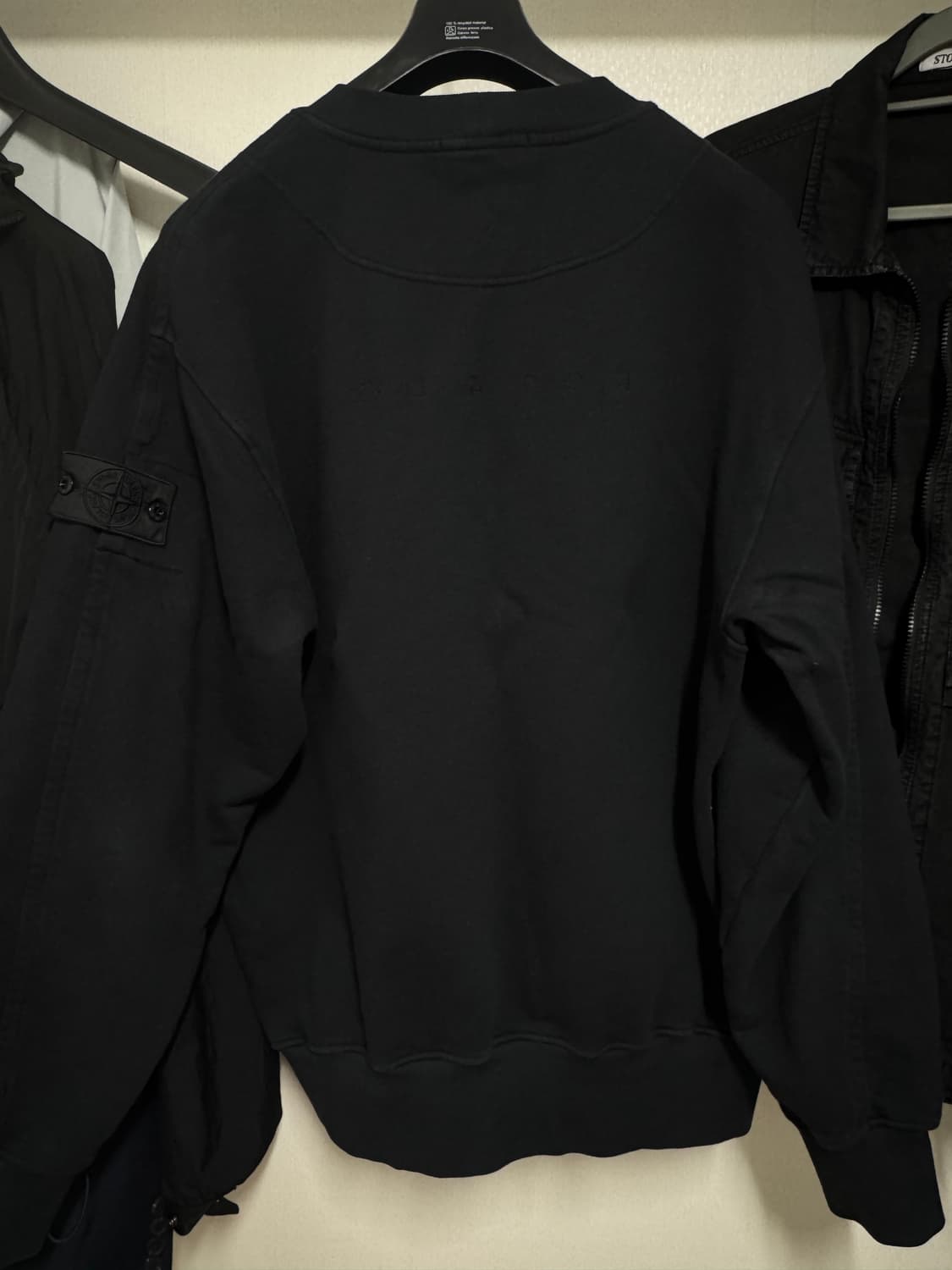 스톤아일랜드 쉐도우 프로젝트 23ss 맨투맨 상품이미지3