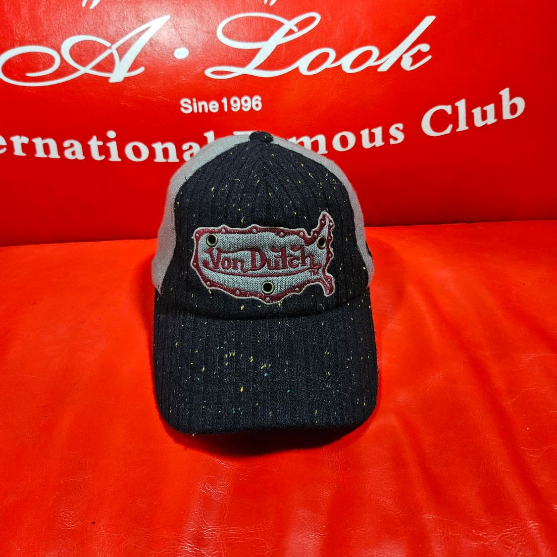 본터치(Vondutch) Y2k 빅로고 니트 블럭 볼캡  상품이미지2