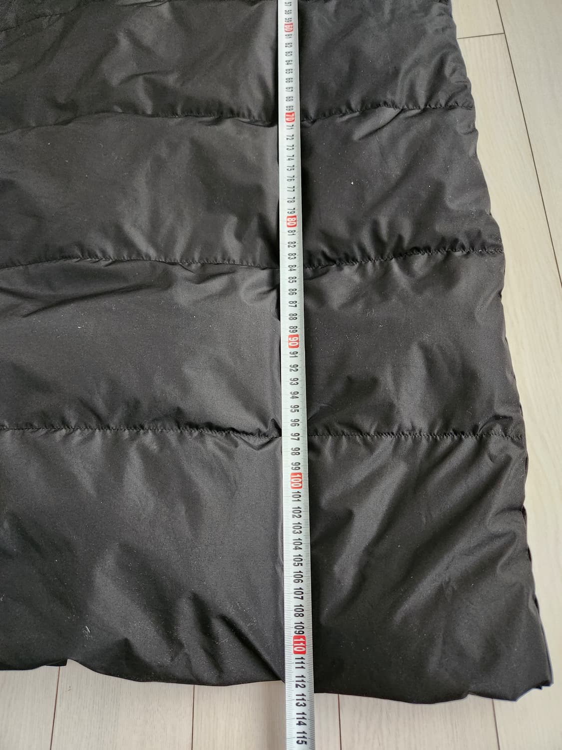 새상품급)탑텐 블랙 롱패딩 털빵빵해요 사이즈M


오염 하자 없이 깨끗해 상품이미지9