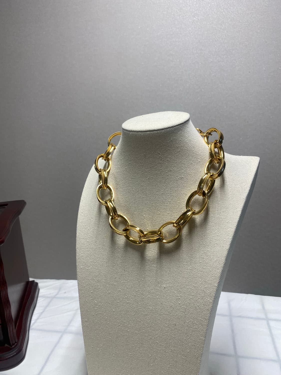 Monet 모네 볼드 금장 체인 목걸이 상품이미지9