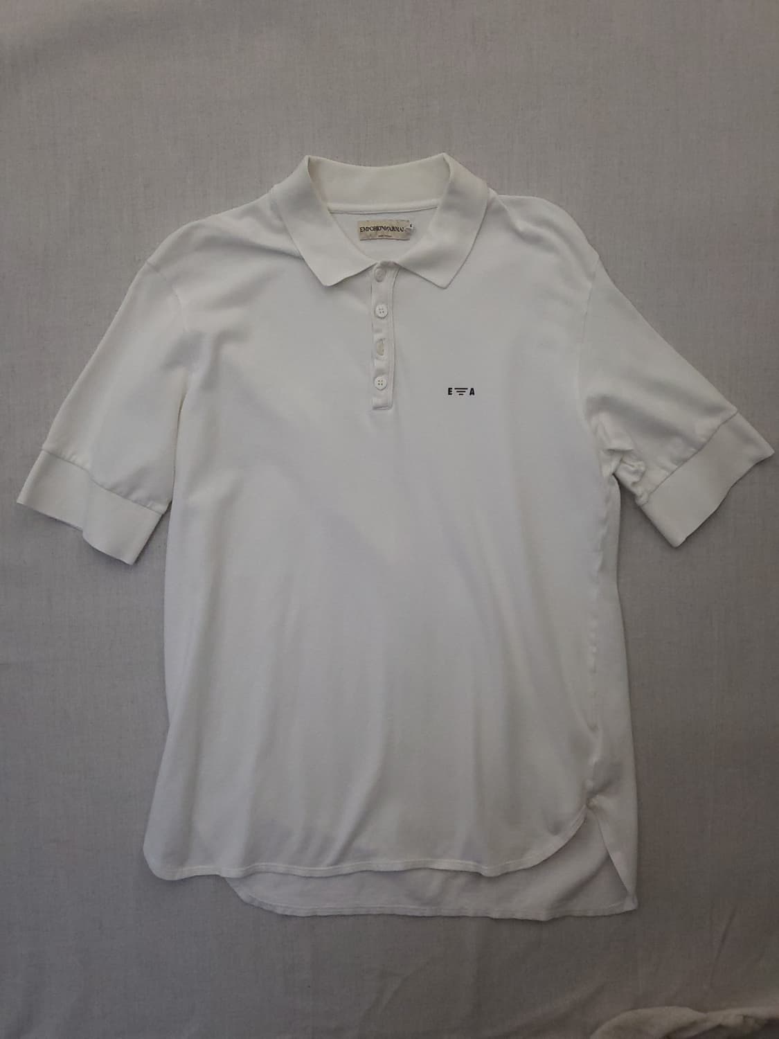 엠포리오 아르마니 화이트 반팔 폴로티 XL 상품이미지1