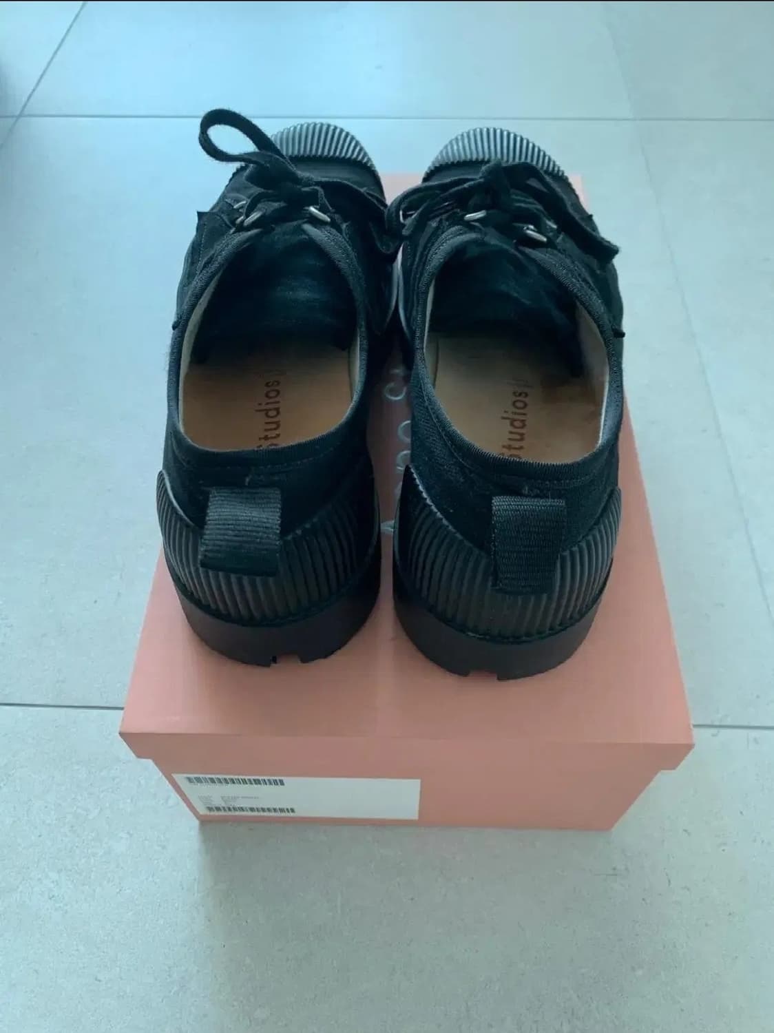 아크네 스튜디오 로버트 스니커즈 상품이미지7