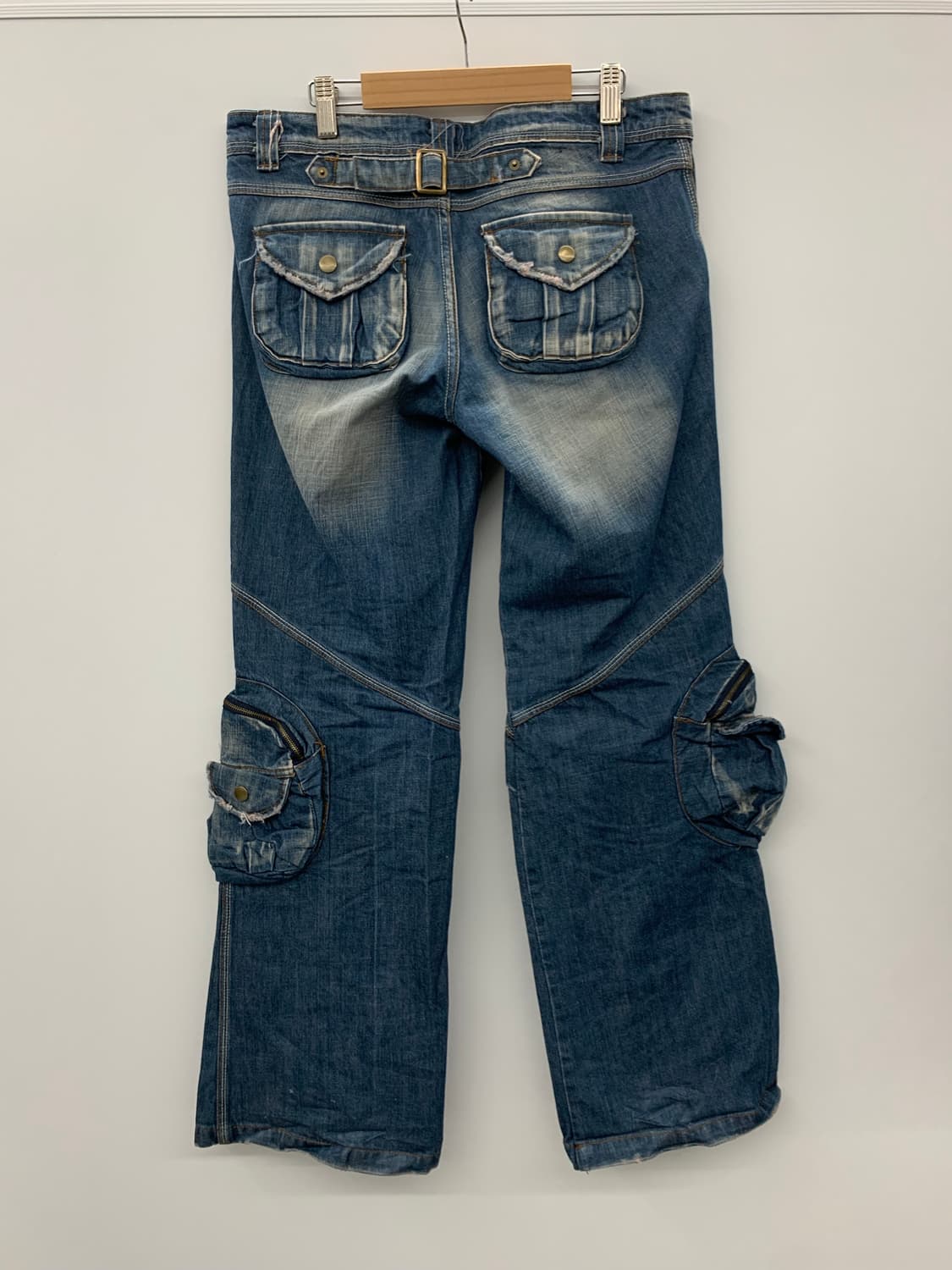 로우라이즈 부츠컷 포켓 디테일 데님 상품이미지6