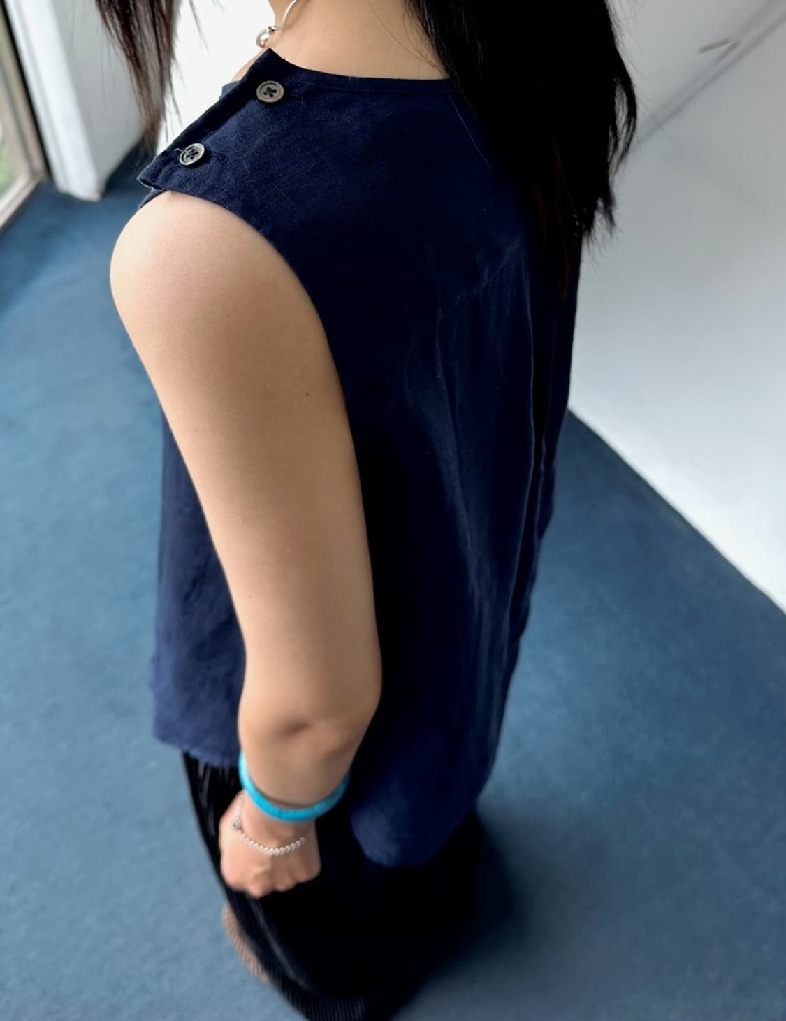 Linen shoulder point sleeveles 상품이미지8