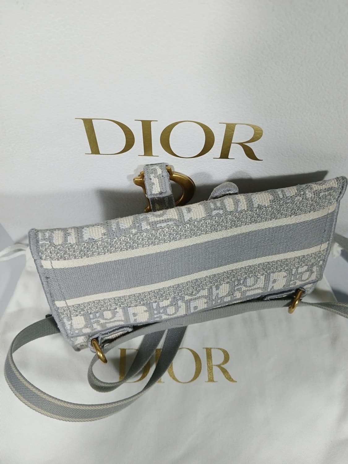 디올 오블리크 새들 슬림 벨트백 S5647CRIW 상품이미지8