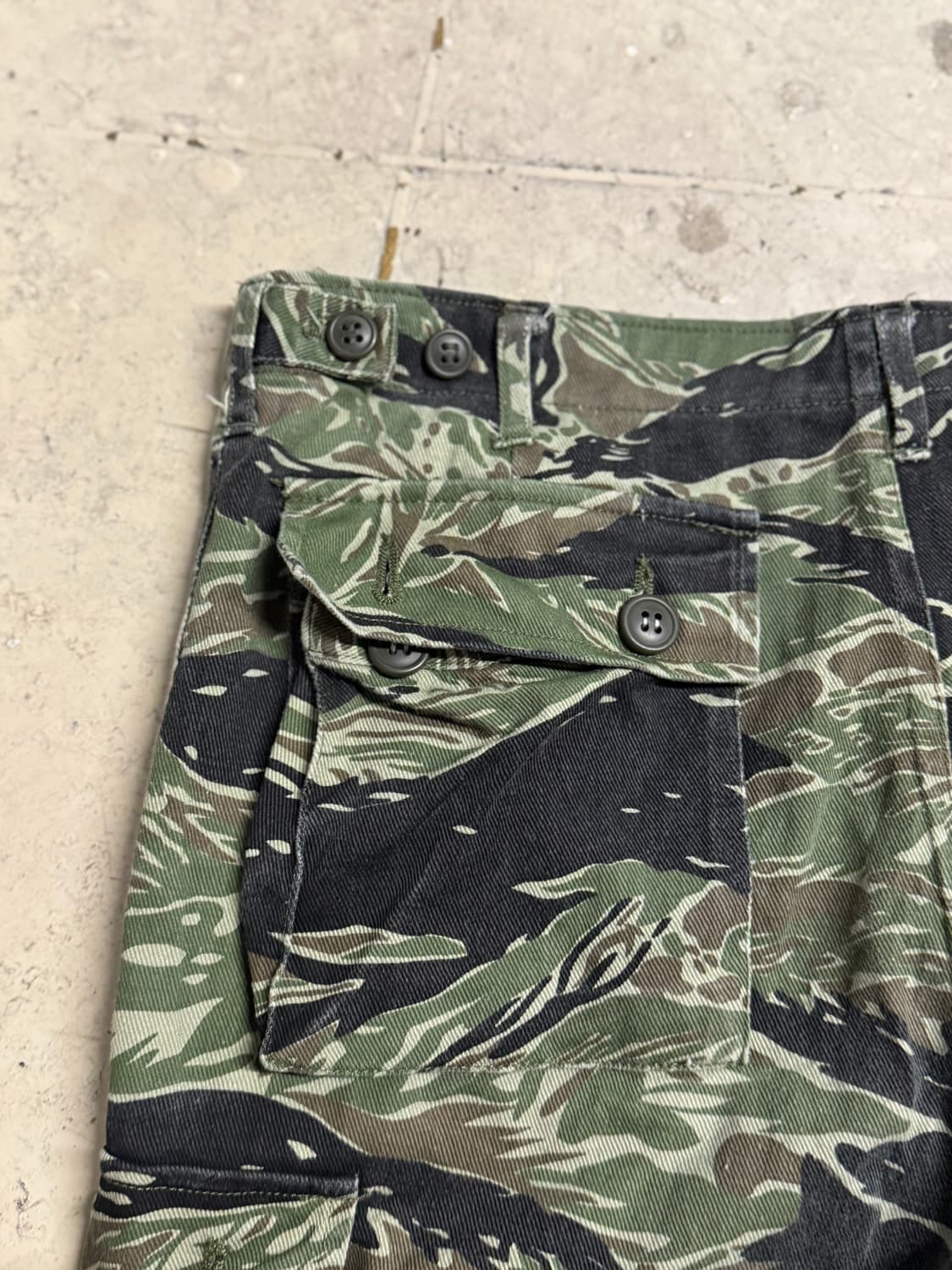 SESSLER MFG. 타이거 카모 카고 팬츠 상품이미지7