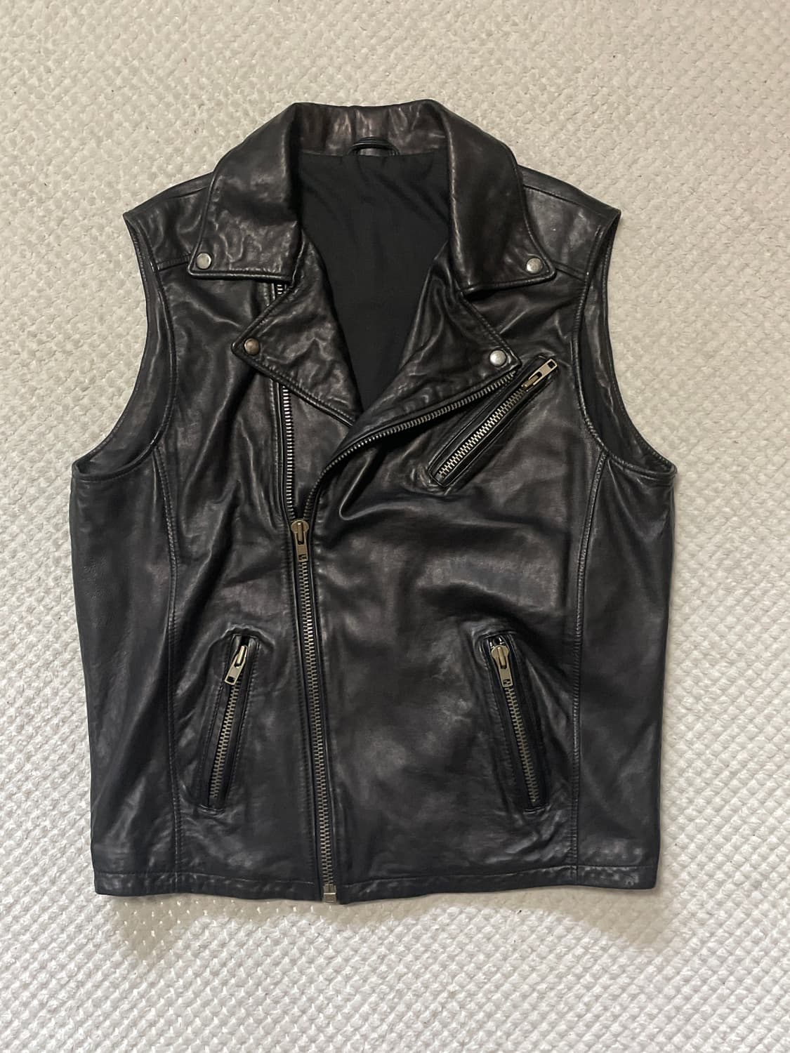 웨스턴 무드 램스킨 양가죽 레이어드 레더 베스트  상품이미지1