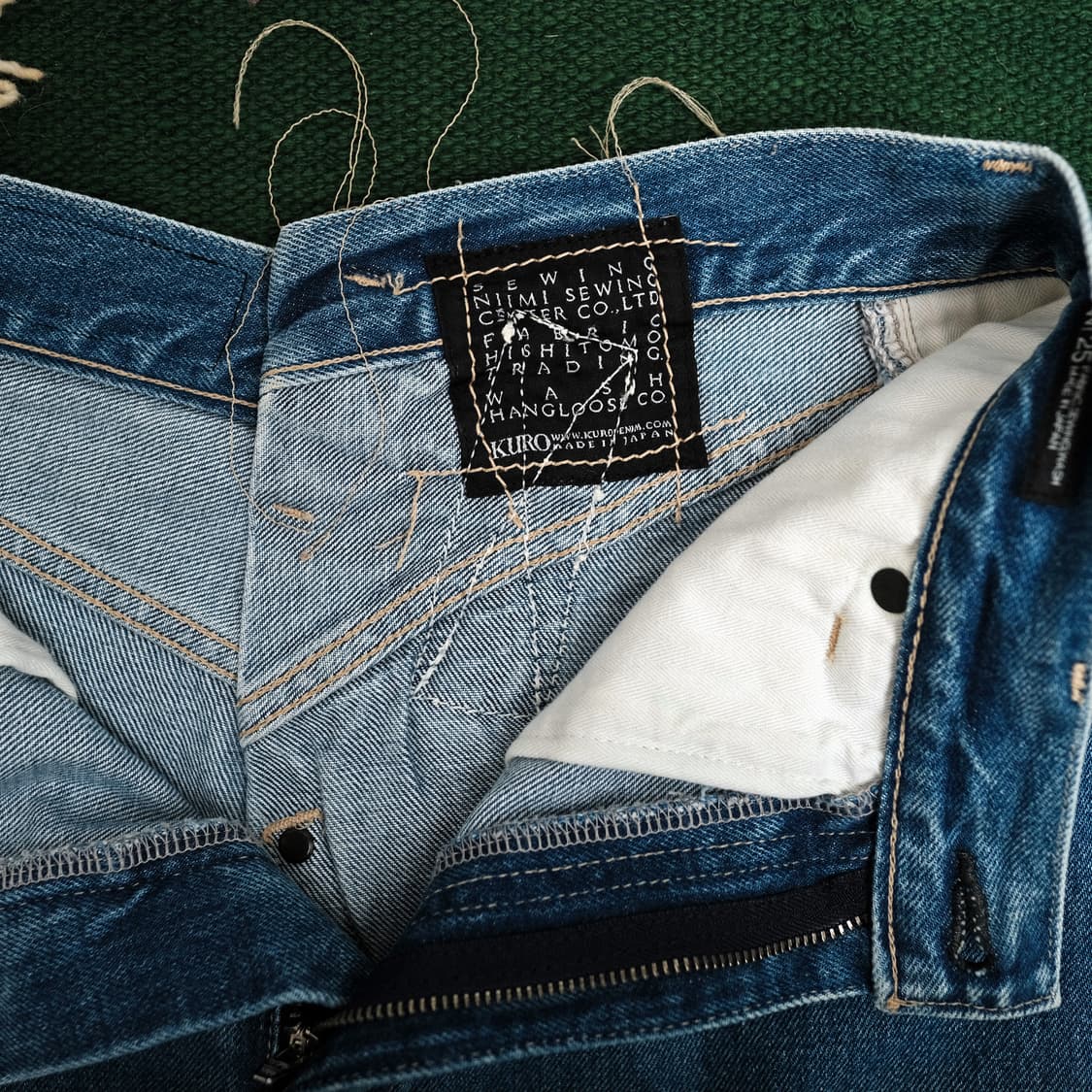 쿠로 크로스 데님 스커트 사이즈 추천 25-26 상품이미지4