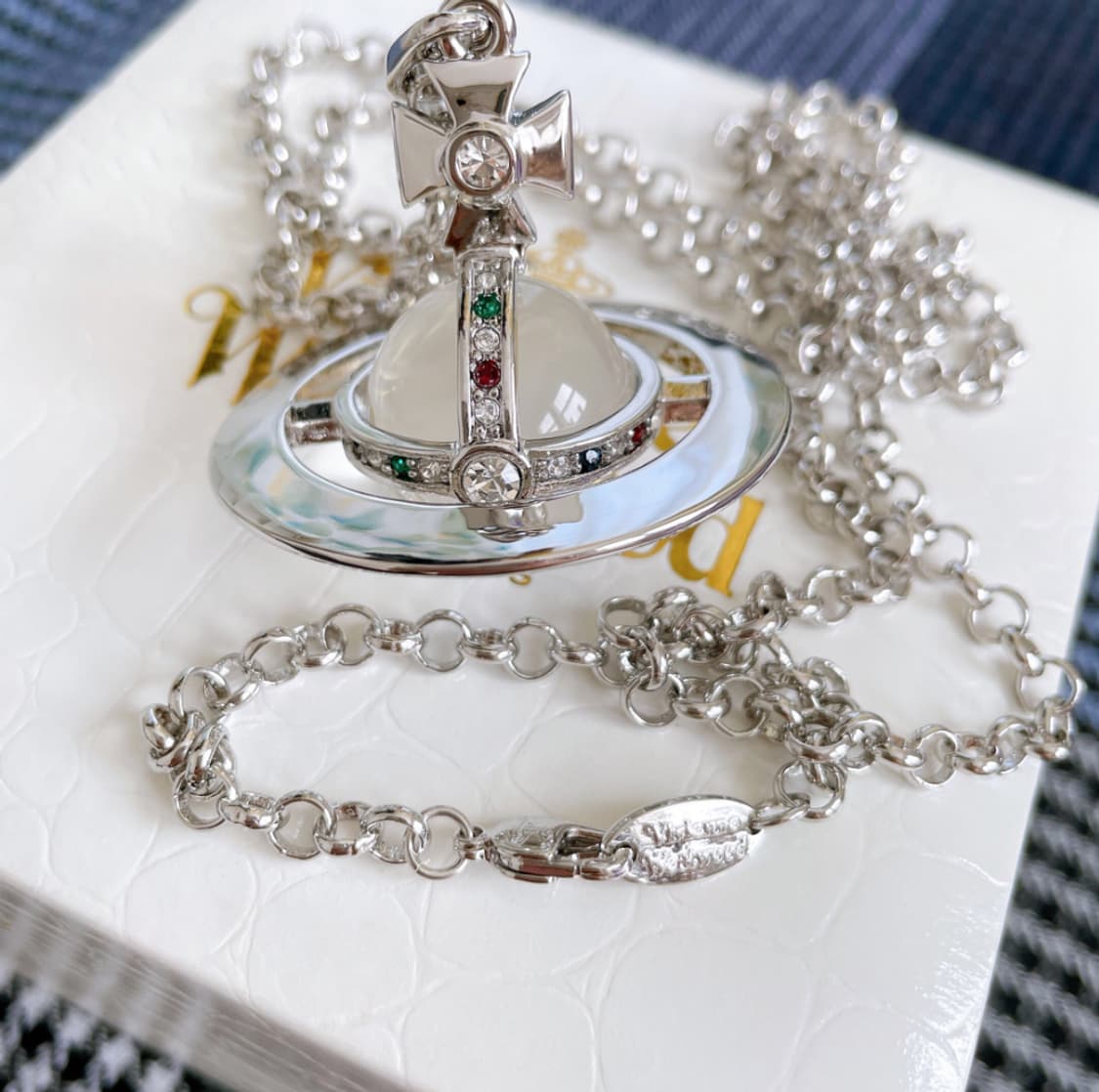 비비안웨스트우드 아카이브 멀티컬러 크리스탈 3d orb 팬던트 목걸이 상품이미지1