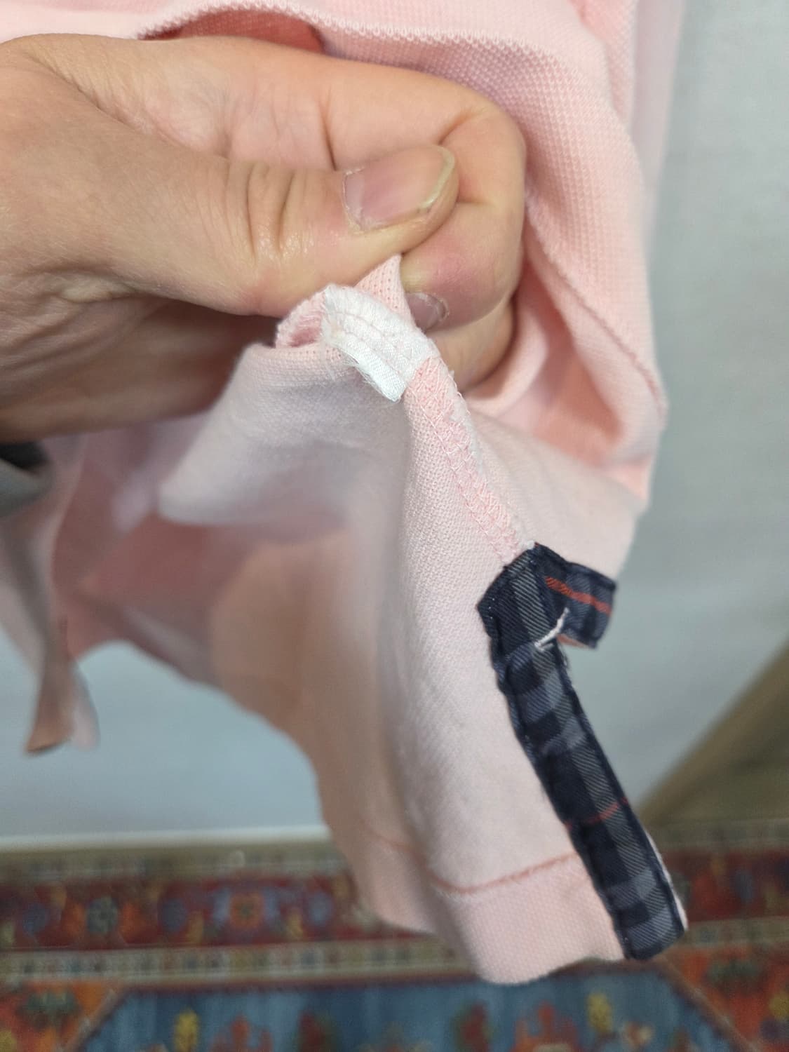 버버리 올드스쿨 빈티지 월계수 자수로고 카라긴팔 s 상품이미지5