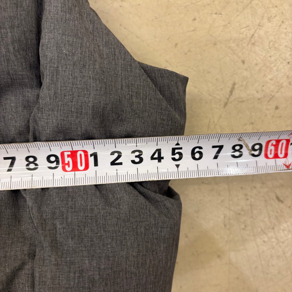 디스커버리 그레이 덕다운 패딩조끼 상품이미지5