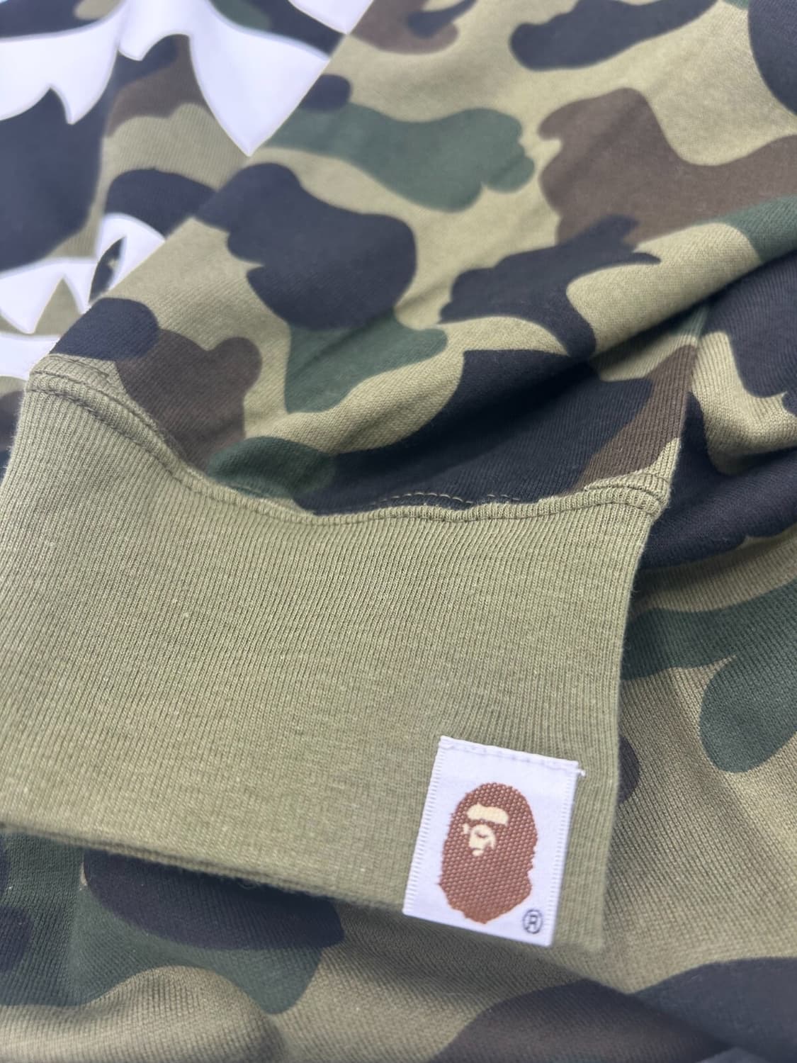 베이프 1st 카모 샤크 로고 롱슬리브 티셔츠 녹계 L 상품이미지4