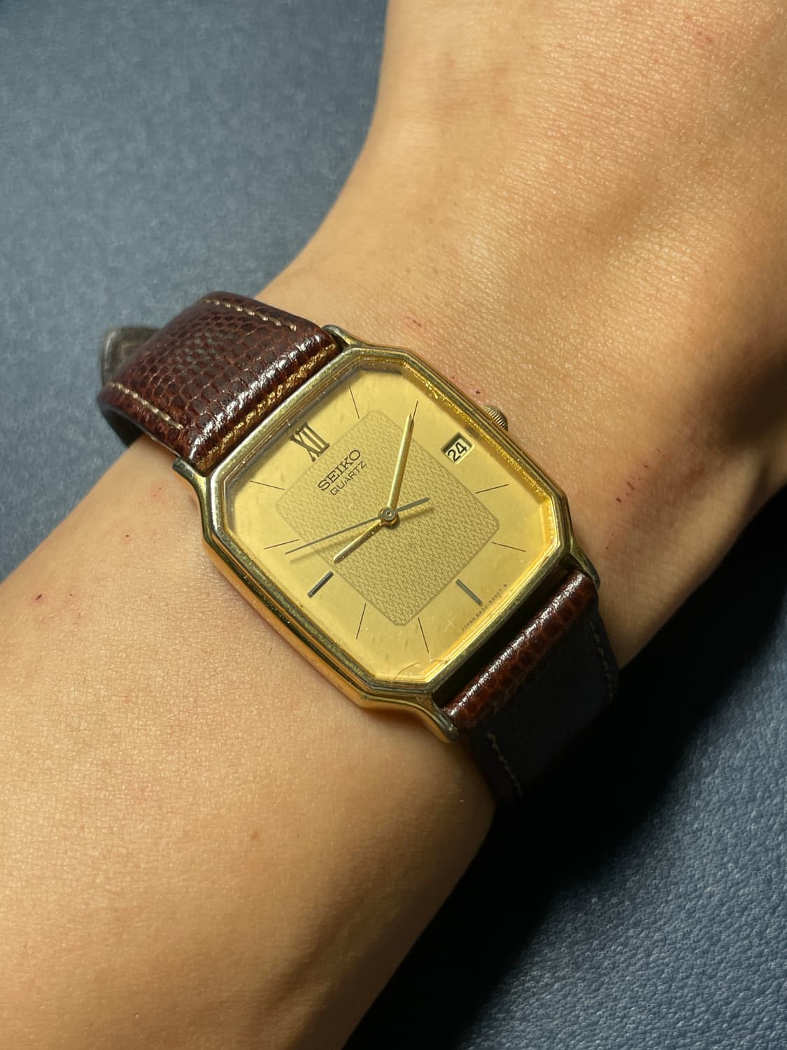 빈티지 세이코 쿼츠 레더 시계 상품이미지1