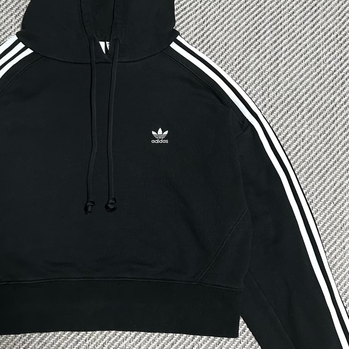 [S] adidas 아디다스 크롭 우먼즈 후드티 상품이미지2