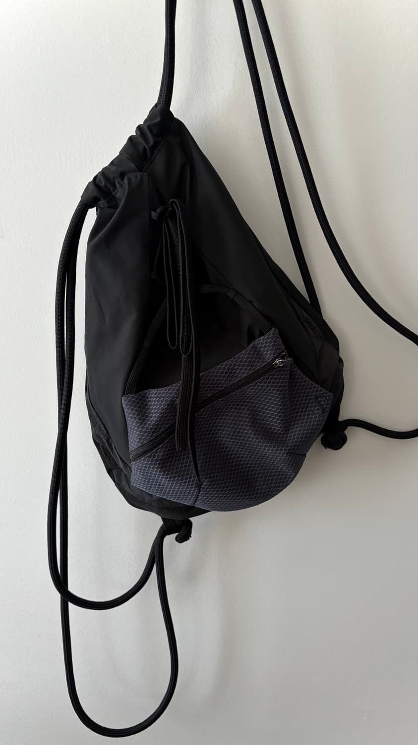 오호스 디테처블 포켓 짐색 백팩 상품이미지6