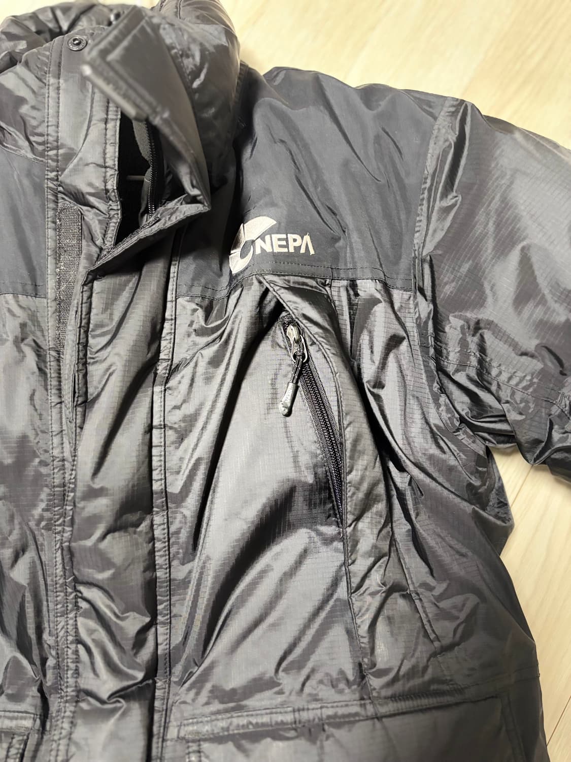 네파 레볼루션 시리즈 필파워 구스다운 패딩 우모복 M 상품이미지6