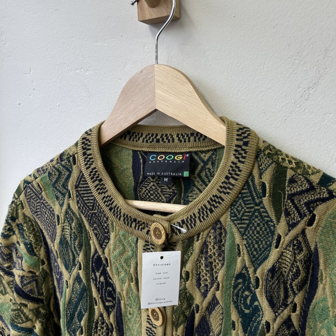 15672 - 쿠지 3D 케이블 니트 가디건  상품이미지3