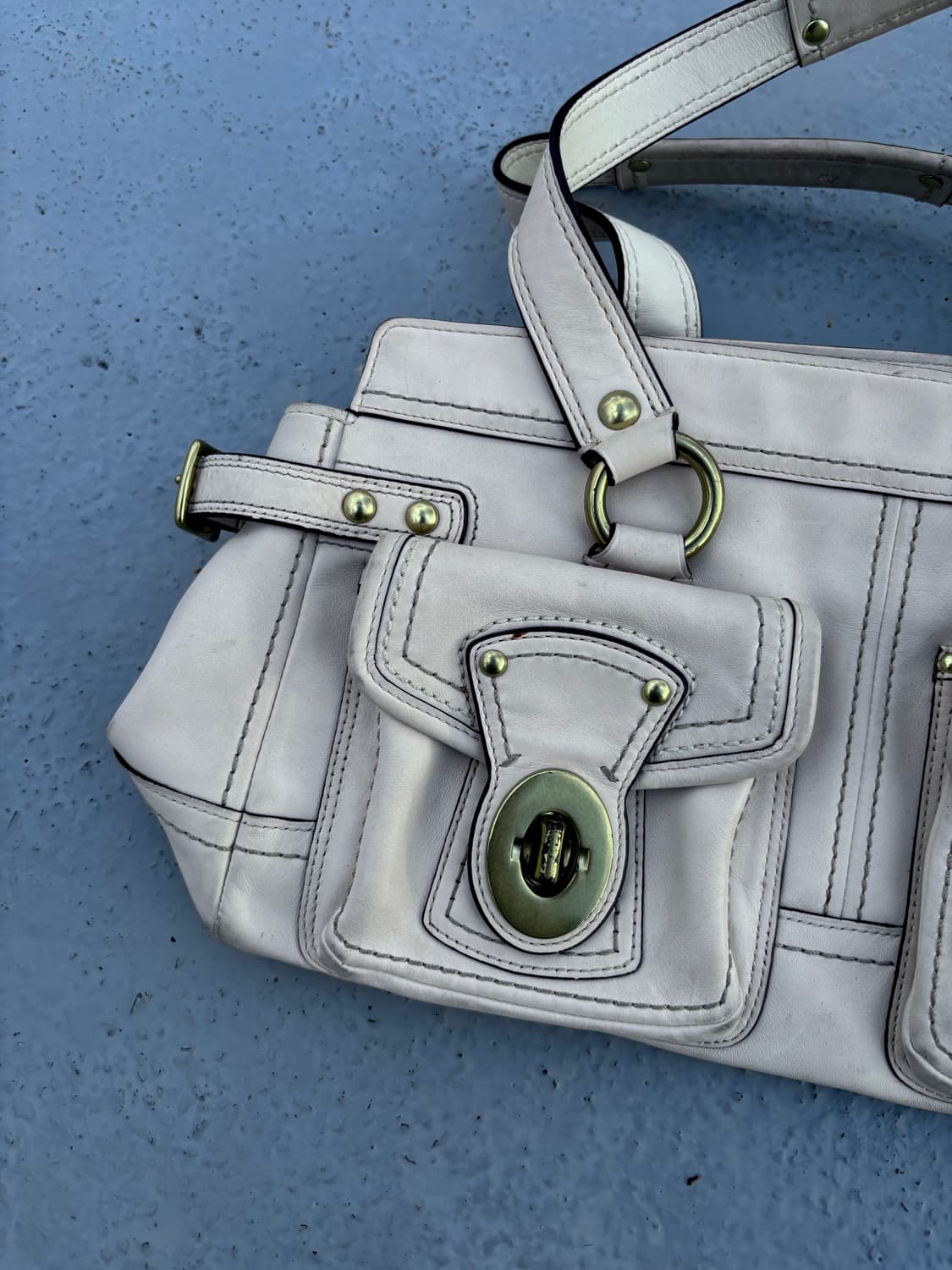 “Coach” 00‘s 65주년 한정판 레거시 숄더백 상품이미지2