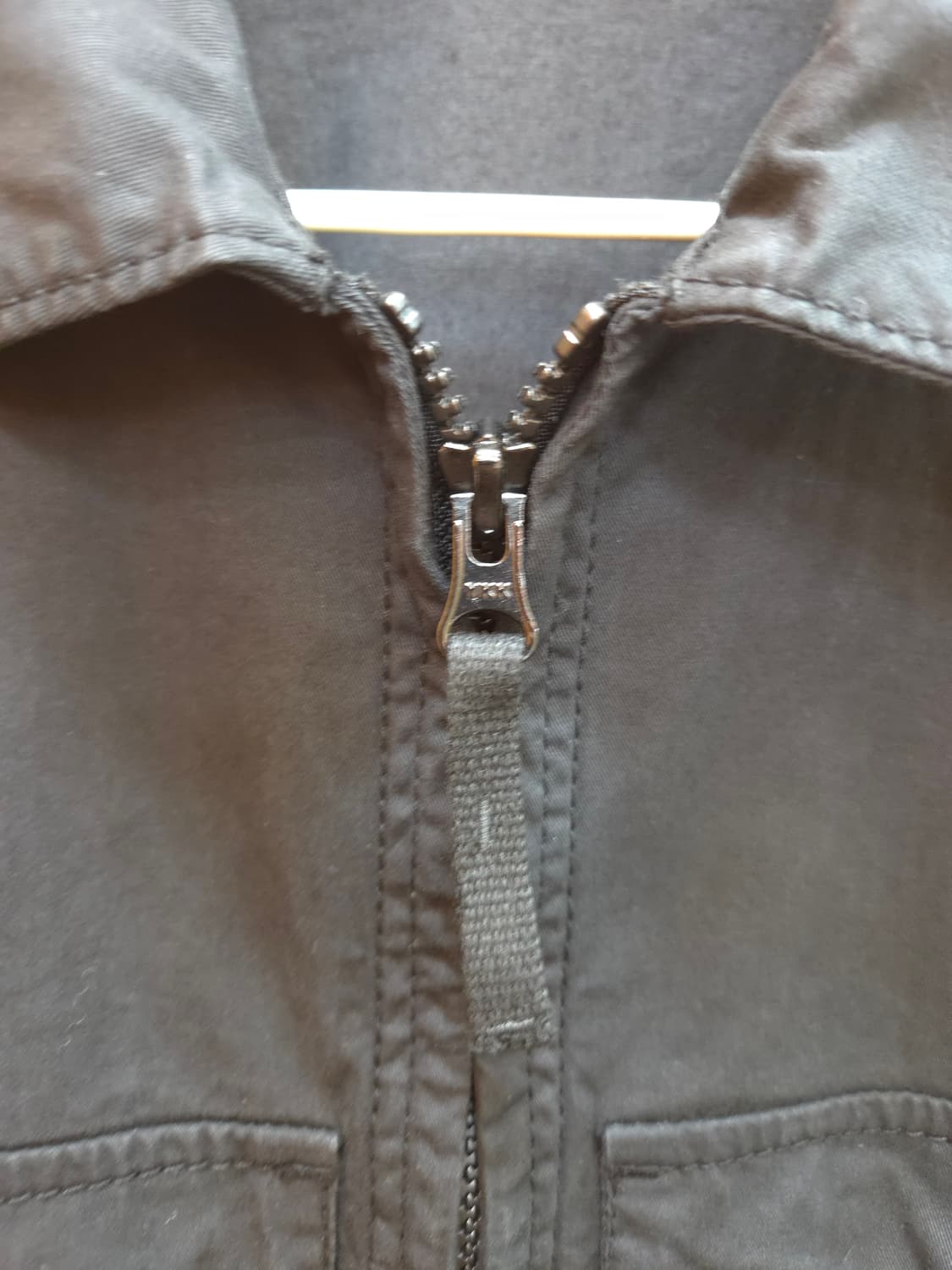 L 23ss스톤 아일랜드 와펜 패치 포켓 셔츠 자켓 블랙 상품이미지3