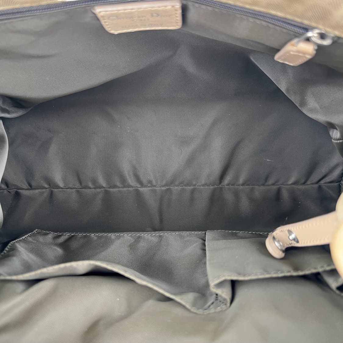 디올 오블리크 베이지 러블리 백. 로맨틱 스트릿시크 상품이미지8