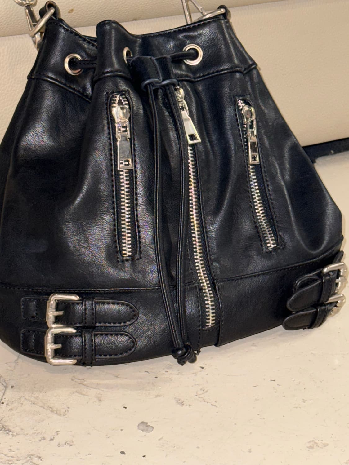 (착샷o)buckle & zipper detail cross bag 상품이미지3