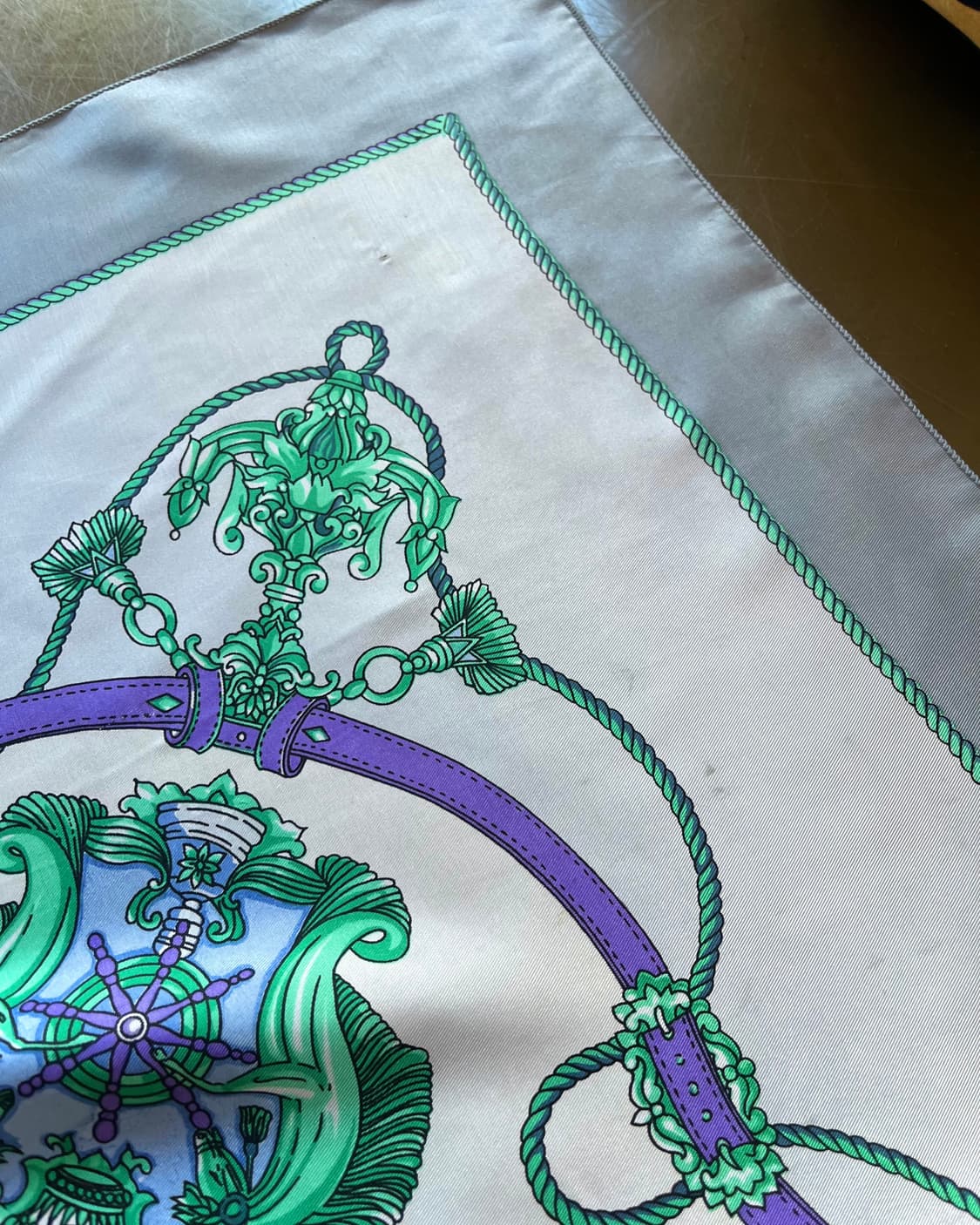 JPN Vintage Regalia Pattern Silk Scarf 상품이미지7
