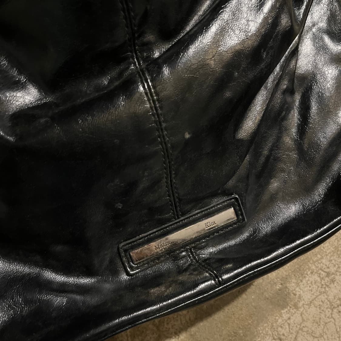 마뗑킴 레더 가죽 크로스백 상품이미지3