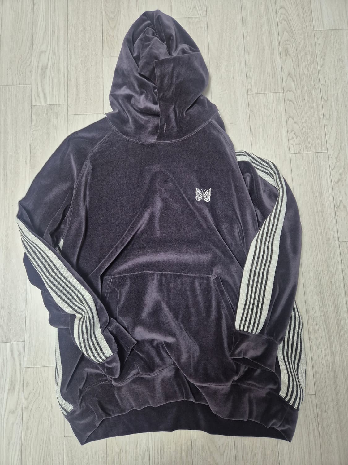 [새상품][XL] 니들스 트랙 후드 벨루어 차콜 QV320B 상품이미지2