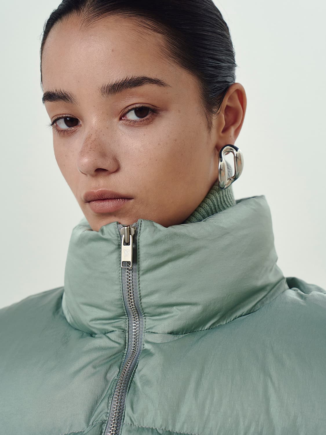 허앤쉬(Her&she) 니트 레이어 구스100 패딩 조끼 F 정가 32만 상품이미지2