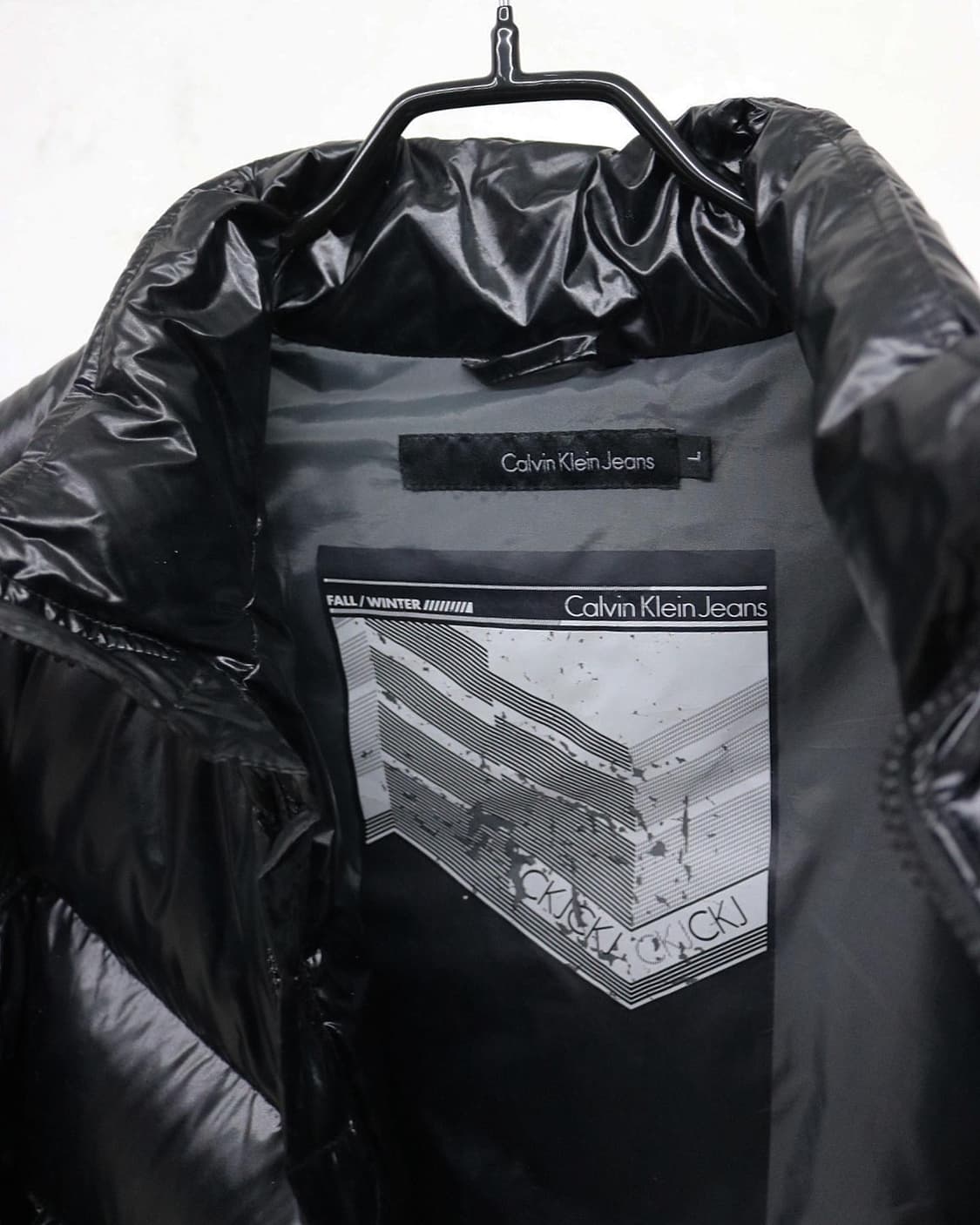 캘빈 클라인 유광 패딩 상품이미지8