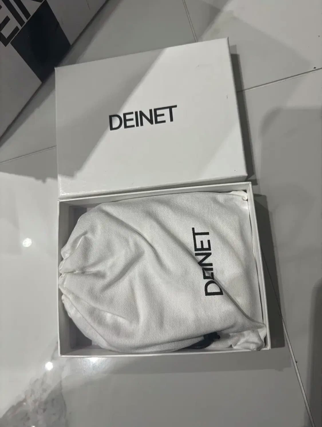 다이닛 스터드 크로스 체인 월렛 블랙 상품이미지4