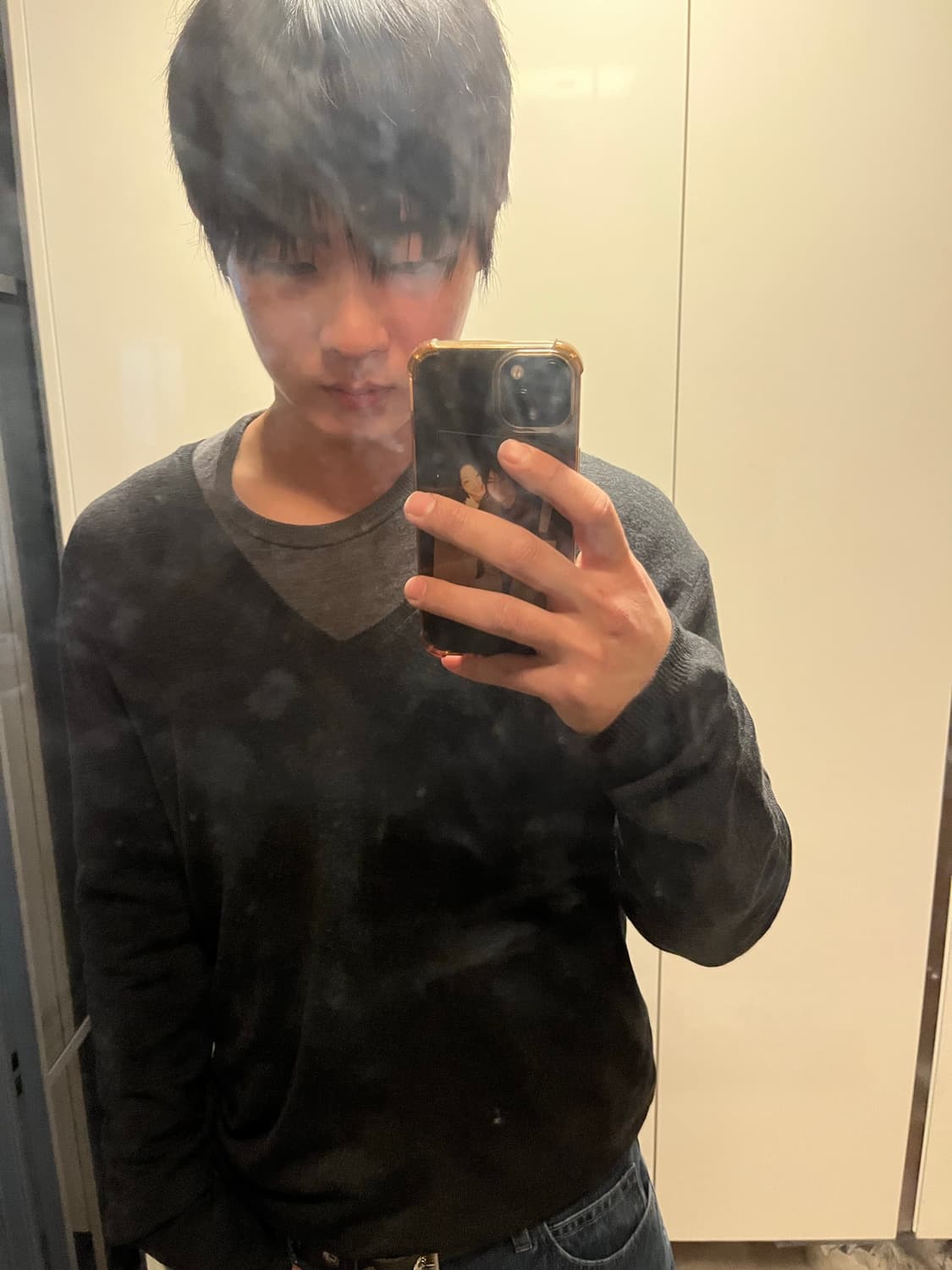 Prada v neck knit[48][착샷o] 상품이미지4