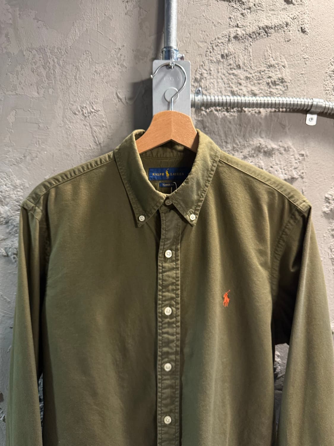M 폴로 랄프로렌 POLO 클래식핏 버튼다운 셔츠 올리브카키 상품이미지4