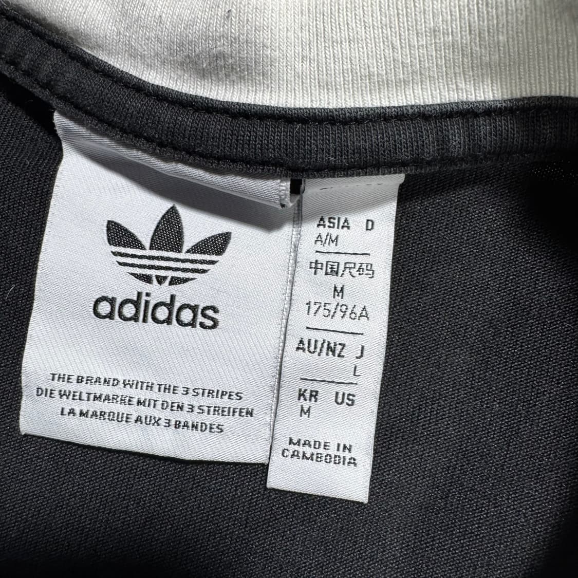 아디다스 빅로고 반팔  상품이미지4