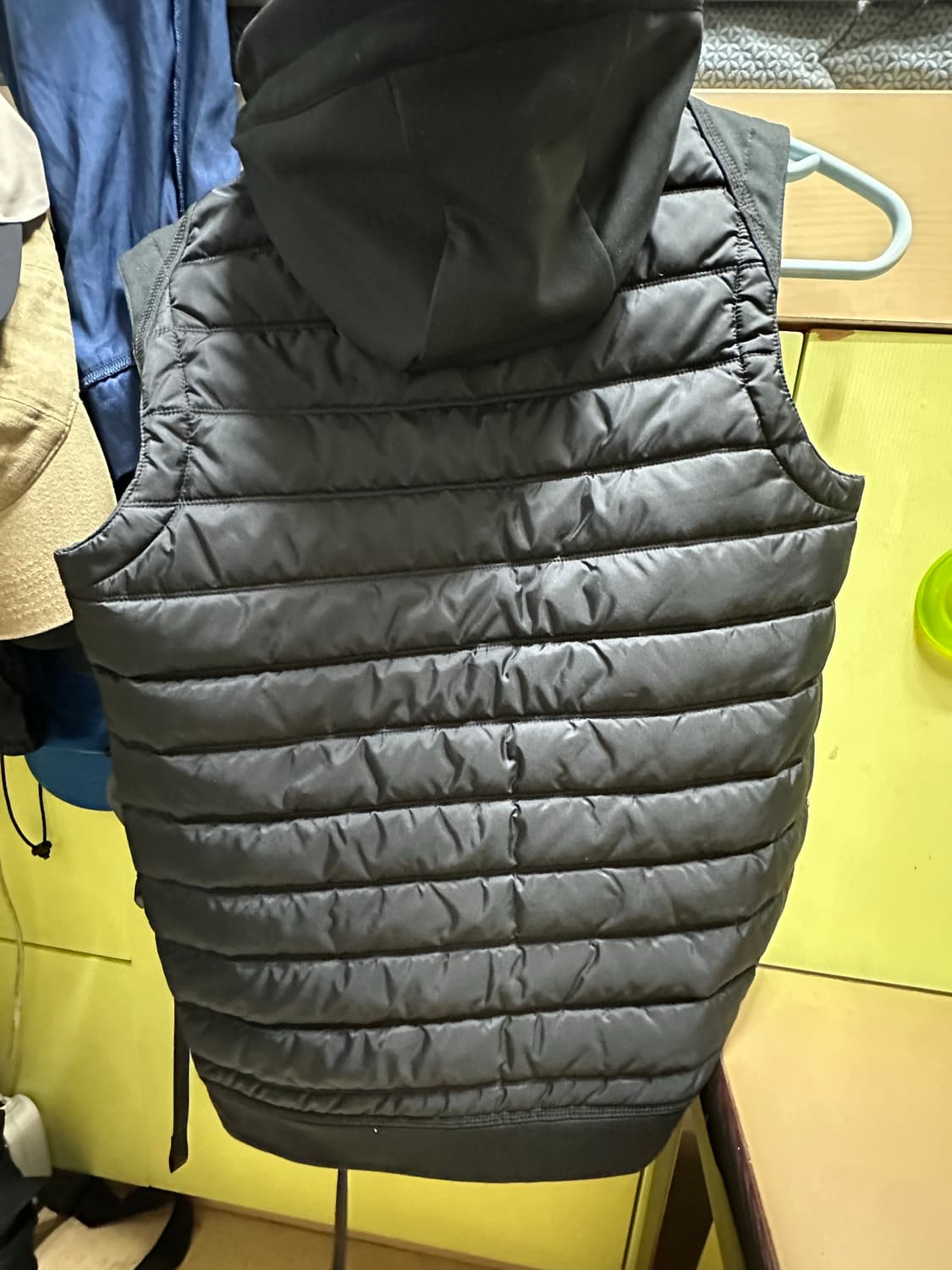 나이키 에어 후드 조끼  상품이미지2