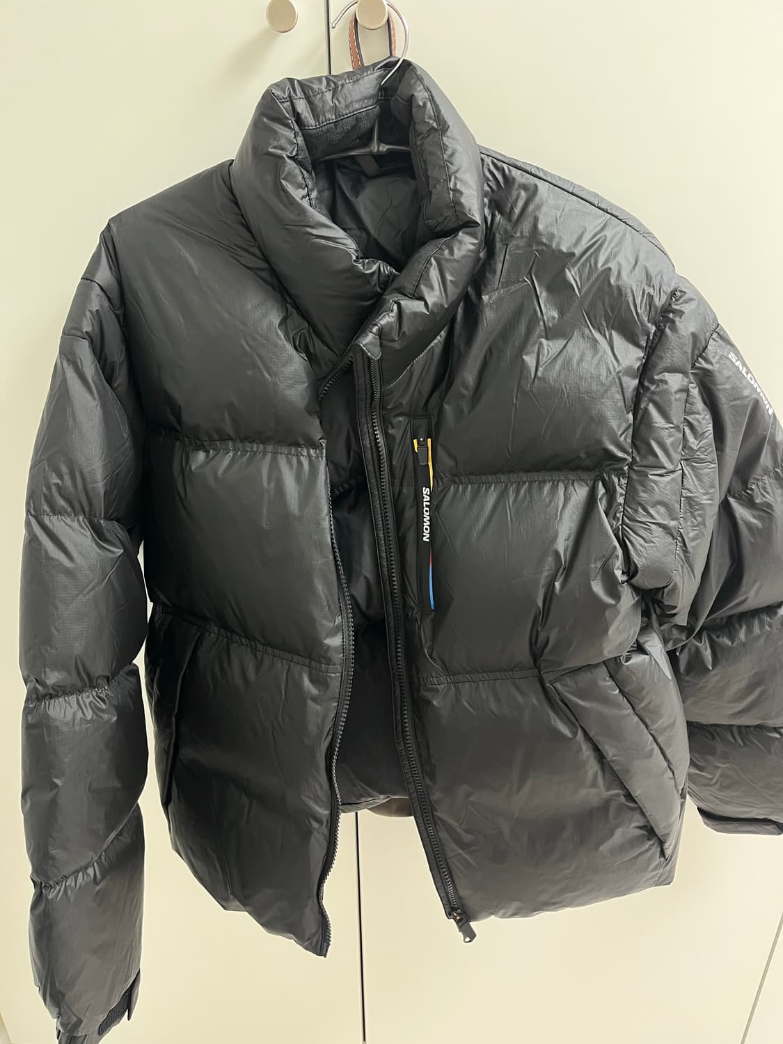 살로몬 컨투어 크롭 다운 패딩L 새상품 상품이미지1