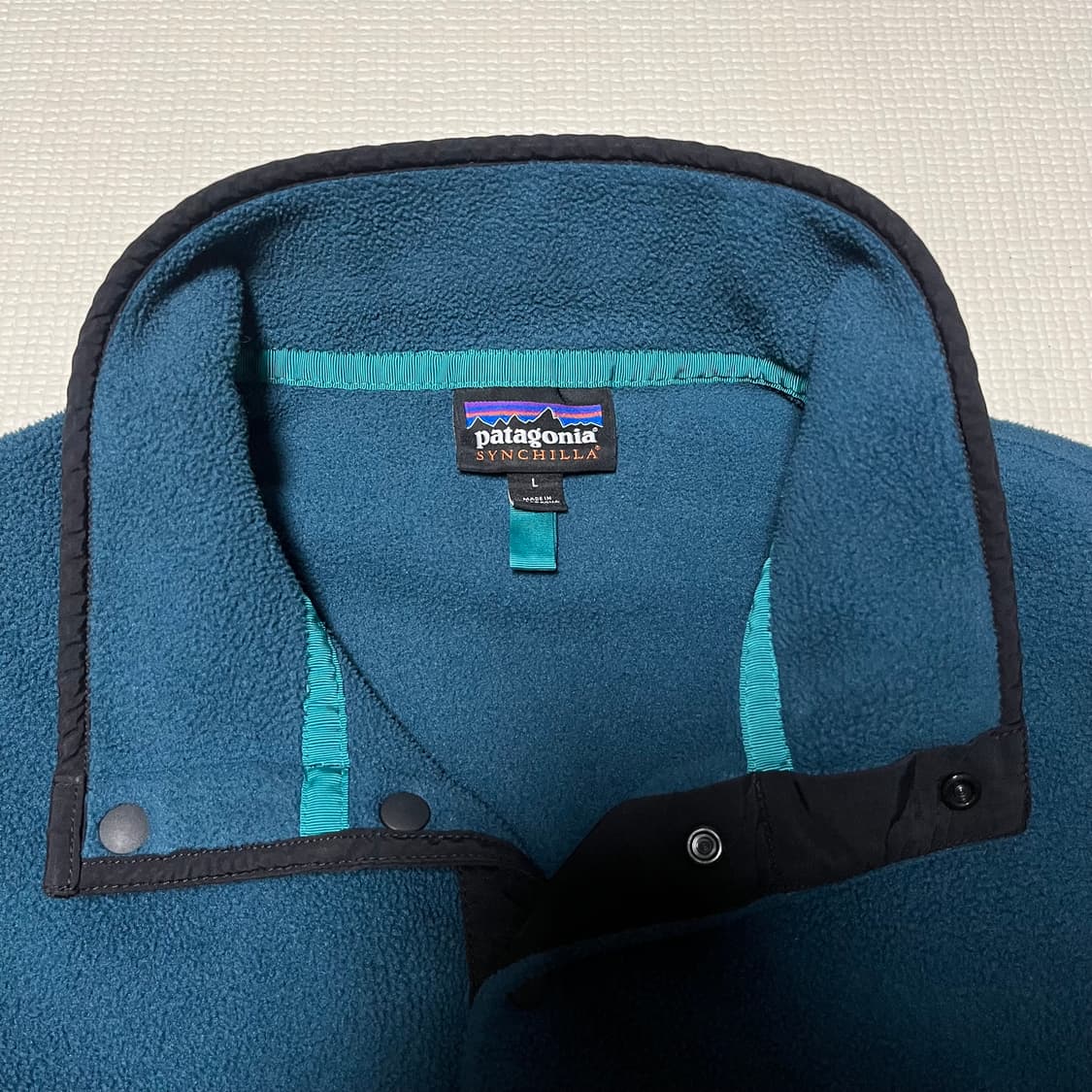 파타고니아 신칠라 틸/골드 상품이미지3