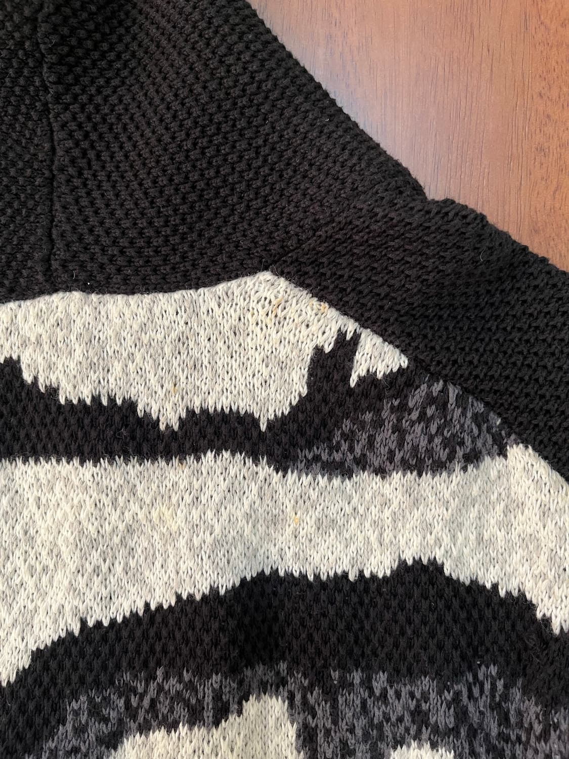 아르마니 와플 니트 가디건 상품이미지4